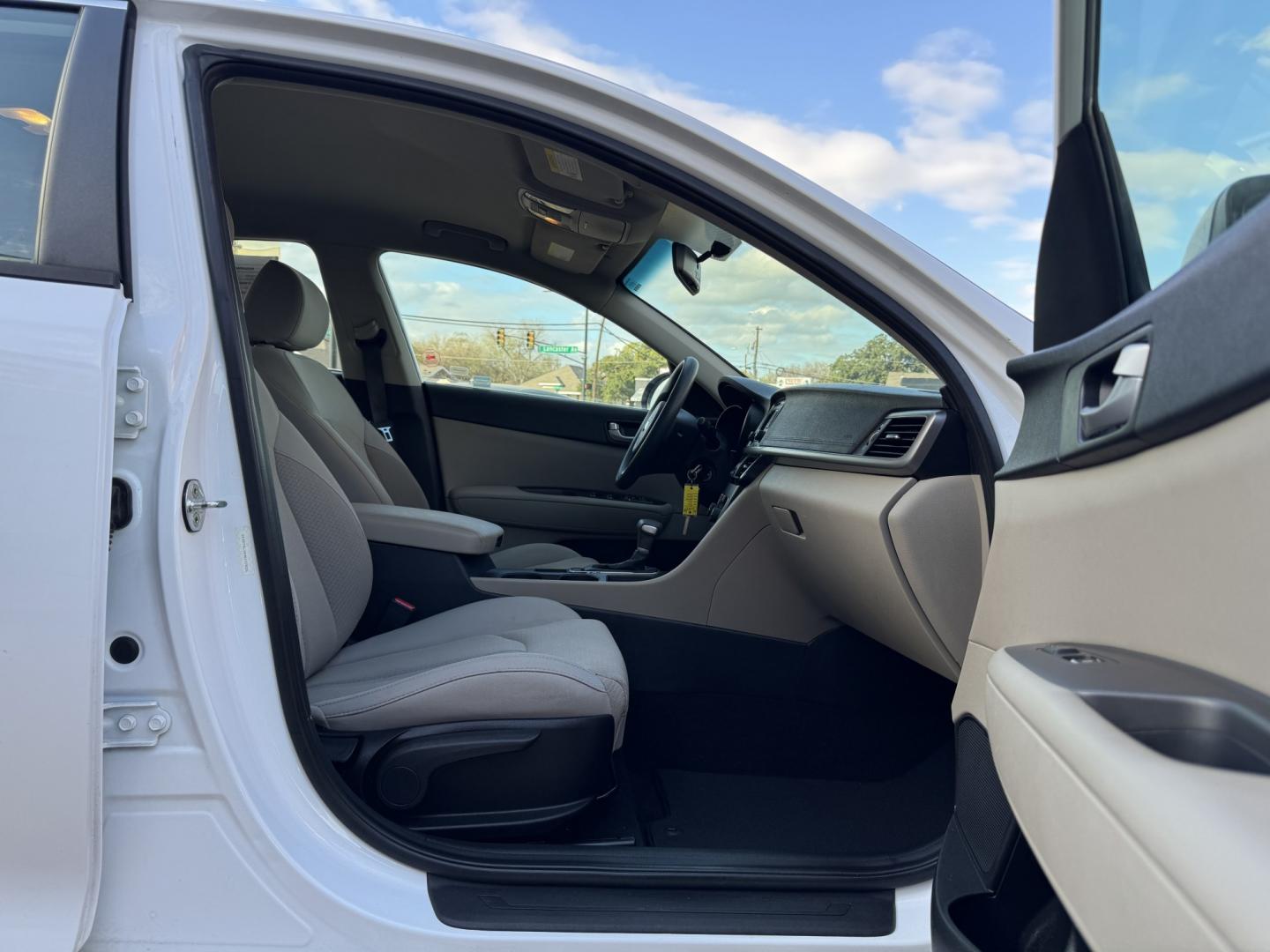 2017 WHITE KIA OPTIMA LX (5XXGT4L34HG) , located at 5900 E. Lancaster Ave., Fort Worth, TX, 76112, (817) 457-5456, 0.000000, 0.000000- Photo#16