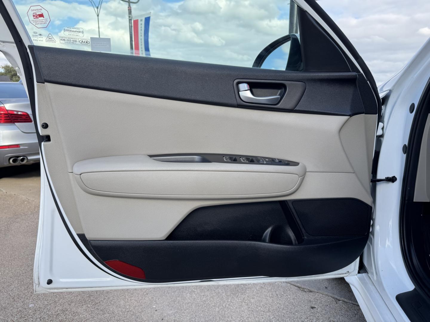 2017 WHITE KIA OPTIMA LX (5XXGT4L34HG) , located at 5900 E. Lancaster Ave., Fort Worth, TX, 76112, (817) 457-5456, 0.000000, 0.000000- Photo#7