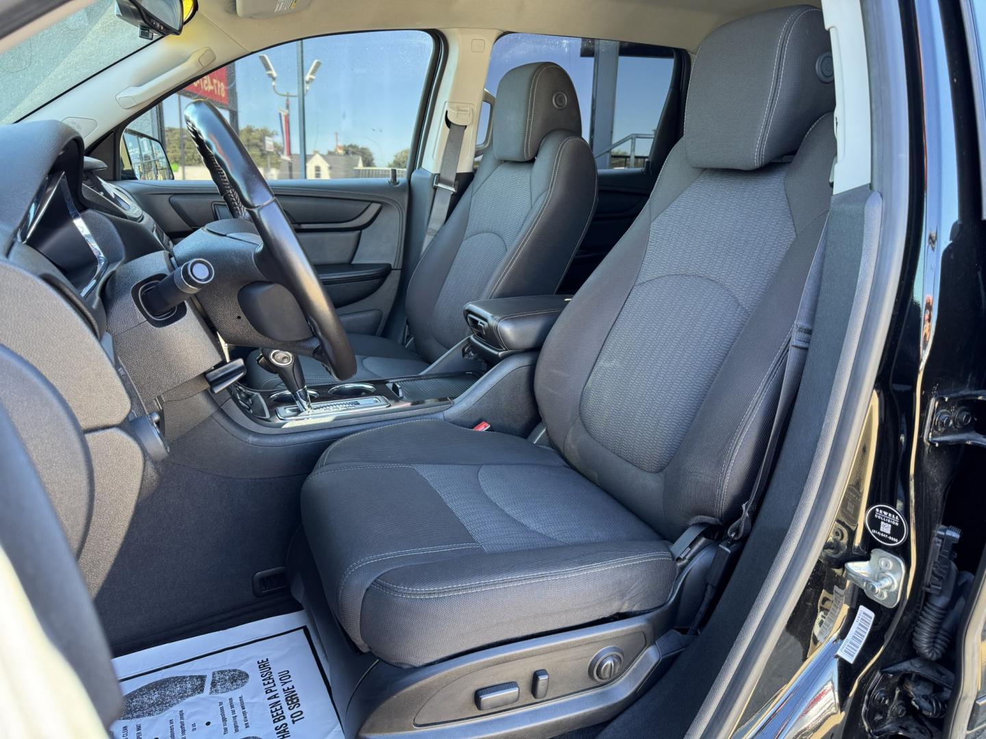 2017 BLACK CHEVROLET TRAVERSE 1LT (1GNKVGKD1HJ) , located at 5900 E. Lancaster Ave., Fort Worth, TX, 76112, (817) 457-5456, 0.000000, 0.000000- Photo#11