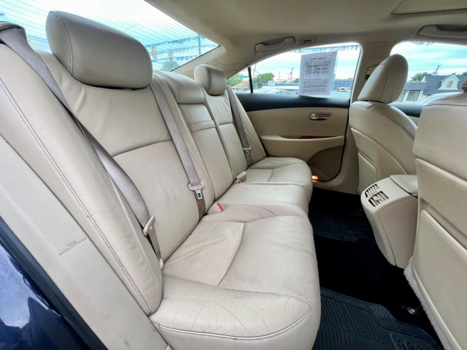 2008 BLUE LEXUS ES 350 (JTHBJ46G682) , located at 5900 E. Lancaster Ave., Fort Worth, TX, 76112, (817) 457-5456, 0.000000, 0.000000 - This is a 2008 LEXUS ES350 LUXURY 4 DR SEDAN that is in excellent condition. The interior is clean with no rips or tears or stains. All power windows, door locks and seats. Ice cold AC for those hot Texas summer days. It is equipped with a CD player, AM/FM radio. It runs and drives like new. The tir - Photo #15