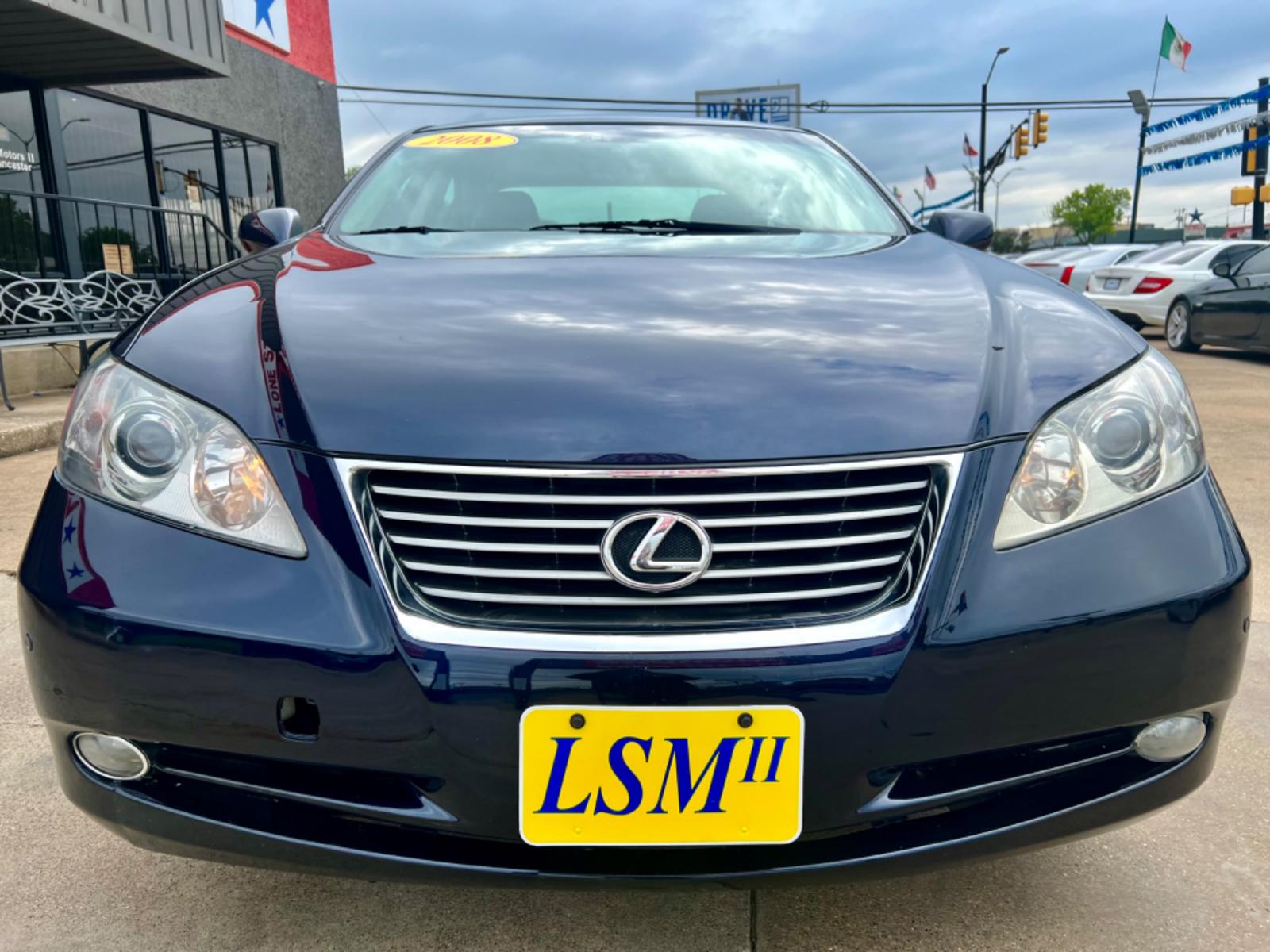 2008 BLUE LEXUS ES 350 (JTHBJ46G682) , located at 5900 E. Lancaster Ave., Fort Worth, TX, 76112, (817) 457-5456, 0.000000, 0.000000 - This is a 2008 LEXUS ES350 LUXURY 4 DR SEDAN that is in excellent condition. The interior is clean with no rips or tears or stains. All power windows, door locks and seats. Ice cold AC for those hot Texas summer days. It is equipped with a CD player, AM/FM radio. It runs and drives like new. The tir - Photo #1