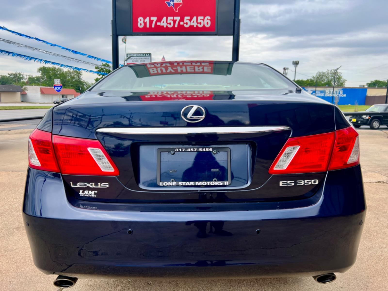 2008 BLUE LEXUS ES 350 (JTHBJ46G682) , located at 5900 E. Lancaster Ave., Fort Worth, TX, 76112, (817) 457-5456, 0.000000, 0.000000 - This is a 2008 LEXUS ES350 LUXURY 4 DR SEDAN that is in excellent condition. The interior is clean with no rips or tears or stains. All power windows, door locks and seats. Ice cold AC for those hot Texas summer days. It is equipped with a CD player, AM/FM radio. It runs and drives like new. The tir - Photo #4