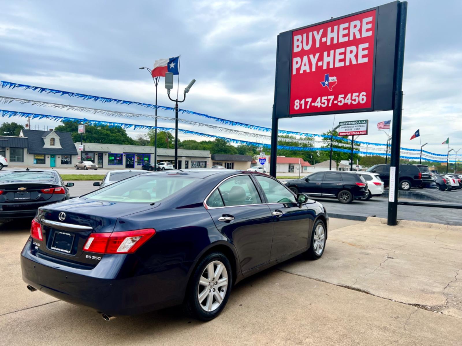 2008 BLUE LEXUS ES 350 (JTHBJ46G682) , located at 5900 E. Lancaster Ave., Fort Worth, TX, 76112, (817) 457-5456, 0.000000, 0.000000 - This is a 2008 LEXUS ES350 LUXURY 4 DR SEDAN that is in excellent condition. The interior is clean with no rips or tears or stains. All power windows, door locks and seats. Ice cold AC for those hot Texas summer days. It is equipped with a CD player, AM/FM radio. It runs and drives like new. The tir - Photo #5