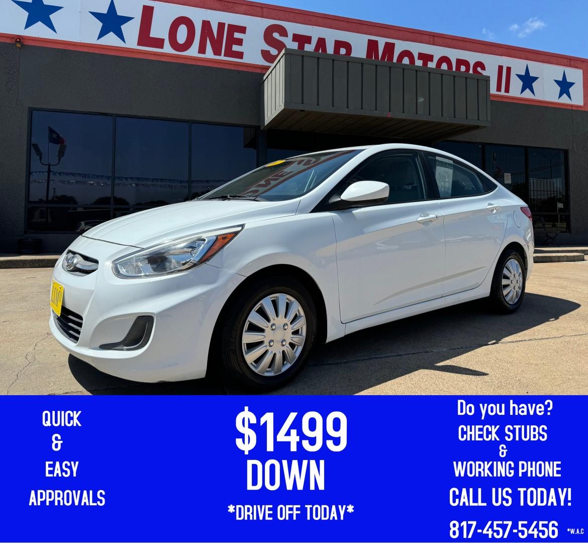 2017 WHITE HYUNDAI ACCENT SE (KMHCT4AE3HU) , located at 5900 E. Lancaster Ave., Fort Worth, TX, 76112, (817) 457-5456, 0.000000, 0.000000 - This is a 2017 HYUNDAI ACCENT 4 DR SEDAN that is in excellent condition. The interior is clean with no rips or tears or stains. All power windows, door locks and seats. Ice cold AC for those hot Texas summer days. It is equipped with a CD player, AM/FM radio, AUX port, Bluetooth connectivity and Sir - Photo#0