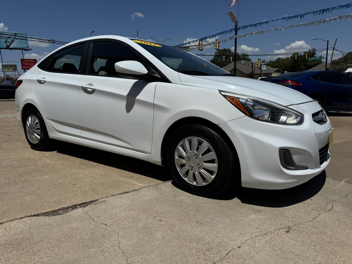 2017 WHITE HYUNDAI ACCENT SE (KMHCT4AE3HU) , located at 5900 E. Lancaster Ave., Fort Worth, TX, 76112, (817) 457-5456, 0.000000, 0.000000 - This is a 2017 HYUNDAI ACCENT 4 DR SEDAN that is in excellent condition. The interior is clean with no rips or tears or stains. All power windows, door locks and seats. Ice cold AC for those hot Texas summer days. It is equipped with a CD player, AM/FM radio, AUX port, Bluetooth connectivity and Sir - Photo#3