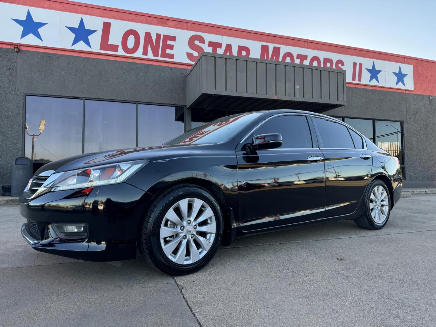 2014 BLACK HONDA ACCORD EX (1HGCR2F72EA) , located at 5900 E. Lancaster Ave., Fort Worth, TX, 76112, (817) 457-5456, 0.000000, 0.000000 - This is a 2014 HONDA ACCORD EX 4 DR SEDAN that is in excellent condition. The interior is clean with no rips or tears or stains. All power windows, door locks and seats. Ice cold AC for those hot Texas summer days. It is equipped with a CD player, AM/FM radio, AUX port, Bluetooth connectivity and Si - Photo#1