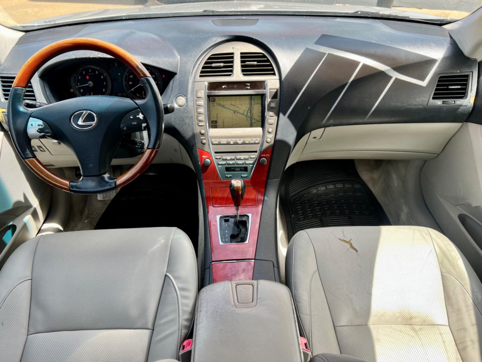 2007 SILVER LEXUS ES 350 BASE (JTHBJ46G072) , located at 5900 E. Lancaster Ave., Fort Worth, TX, 76112, (817) 457-5456, 0.000000, 0.000000 - CASH CAR ONLY, NO FINANCING AVAILABLE. THIS 2007 LEXUS ES 350 BASE 4 DOOR SEDAN RUNS AND DRIVES GREAT. IT IS EQUIPPED WITH A CD PLAYER, AM/FM RADIO AND AN AUX PORT. THE TIRES ARE IN GOOD CONDITION AND STILL HAVE TREAD LEFT ON THEM. THIS CAR WILL NOT LAST SO ACT FAST! Call or text Frances at 68 - Photo #18