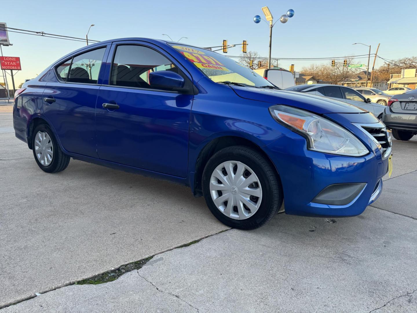 2017 Nissan Versa Sedan S Plus photo 4