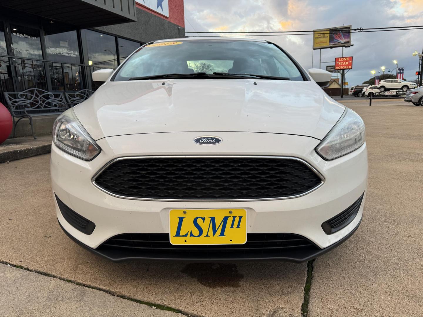 2018 Ford Focus SE photo 3