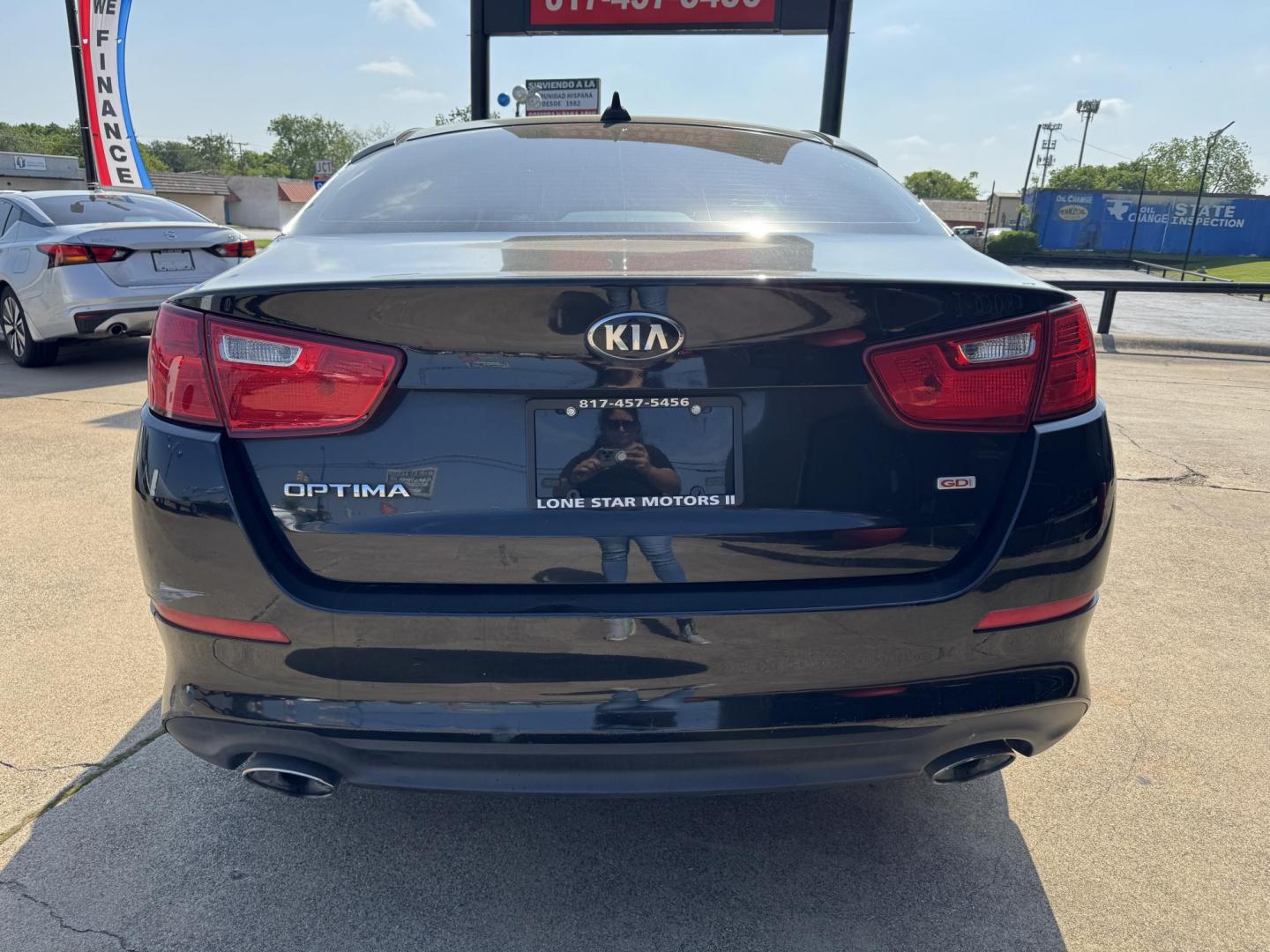 2015 BLACK KIA OPTIMA LX (KNAGM4A74F5) , located at 5900 E. Lancaster Ave., Fort Worth, TX, 76112, (817) 457-5456, 0.000000, 0.000000 - This is a 2015KIA OPTIMA 4 DR SEDAN that is in excellent condition. The interior is clean with no rips or tears or stains. All power windows, door locks and seats. Ice cold AC for those hot Texas summer days. It is equipped with a CD player, AM/FM radio, AUX port, Bluetooth connectivity and Sirius X - Photo#4