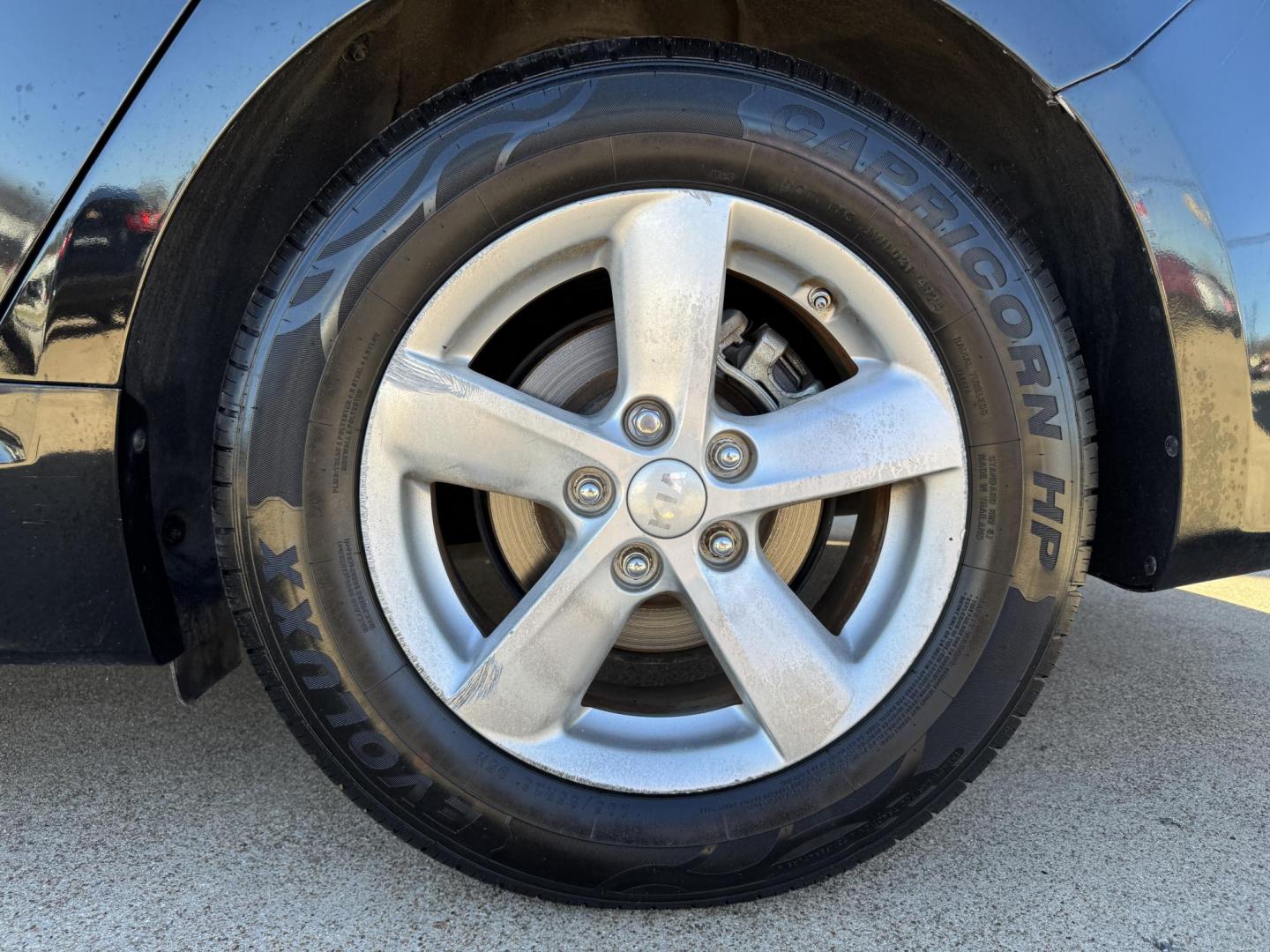 2015 BLACK KIA OPTIMA LX (KNAGM4A74F5) , located at 5900 E. Lancaster Ave., Fort Worth, TX, 76112, (817) 457-5456, 0.000000, 0.000000 - Photo#20