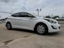 2016 WHITE HYUNDAI ELANTRA LIMITED; SE; (5NPDH4AE6GH) , located at 5900 E. Lancaster Ave., Fort Worth, TX, 76112, (817) 457-5456, 0.000000, 0.000000 - This is a 2016 HYUNDAI ELANTRA 4 DR SEDAN that is in excellent condition. The interior is clean with no rips or tears or stains. All power windows, door locks and seats. Ice cold AC for those hot Texas summer days. It is equipped with a CD player, AM/FM radio, AUX port, Bluetooth connectivity and Si - Photo#2