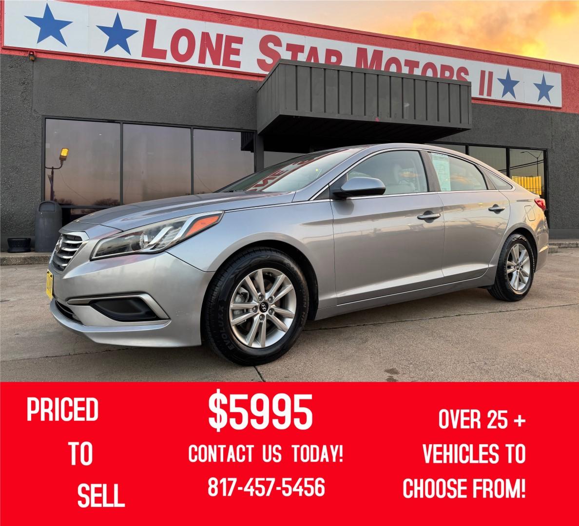 2017 GRAY HYUNDAI SONATA (5NPE24AF2HH) , located at 5900 E. Lancaster Ave., Fort Worth, TX, 76112, (817) 457-5456, 0.000000, 0.000000 - This is a 2017 HYUNDAI SONATA 4 DR SEDAN that is in excellent condition. The interior is clean with no rips or tears or stains. All power windows, door locks and seats. Ice cold AC for those hot Texas summer days. It is equipped with a CD player, AM/FM radio, AUX port, Bluetooth connectivity and Sir - Photo#0