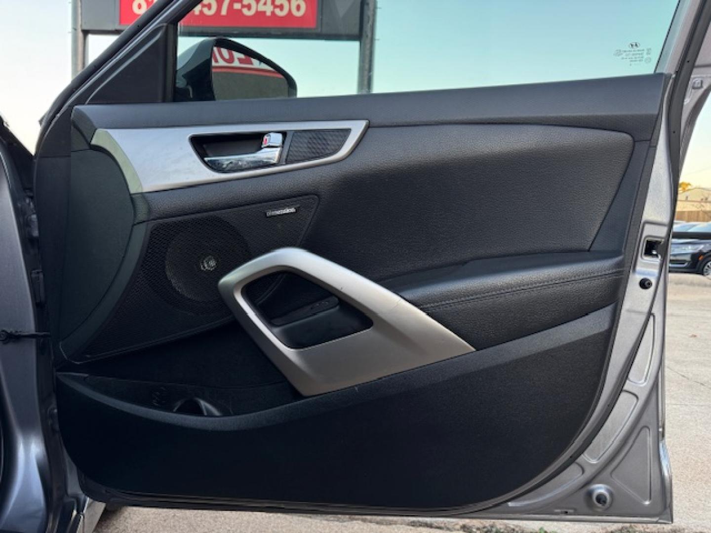 2016 GRAY /Black HYUNDAI VELOSTER Base 3dr Coupe (KMHTC6AD2GU) with an 1.6L I4 engine, Automatic 6-Speed transmission, located at 5900 E. Lancaster Ave., Fort Worth, TX, 76112, (817) 457-5456, 0.000000, 0.000000 - This is a 2016 HYUNDAI VELOSTER 4 DR SEDAN that is in excellent condition. The interior is clean with no rips or tears or stains. All power windows, door locks and seats. Ice cold AC for those hot Texas summer days. It is equipped with a CD player, AM/FM radio, AUX port, Bluetooth connectivity and S - Photo#16