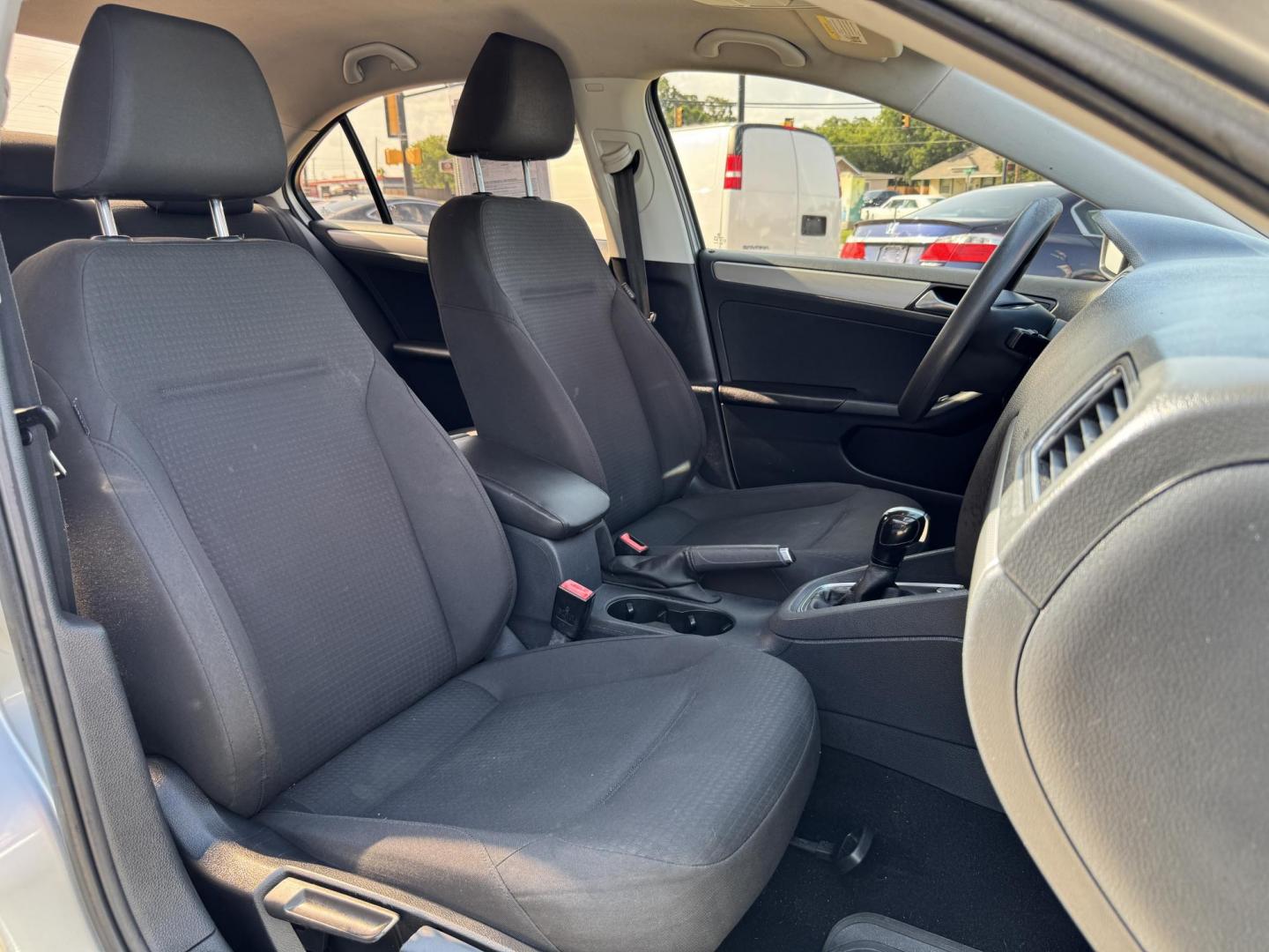 2015 SILVER VOLKSWAGEN JETTA (3VWD17AJ6FM) , located at 5900 E. Lancaster Ave., Fort Worth, TX, 76112, (817) 457-5456, 0.000000, 0.000000 - Photo#16