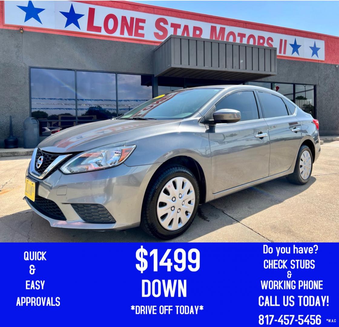 2016 GRAY /Gray NISSAN SENTRA FE+S 4dr Sedan (3N1AB7AP8GY) with an 1.8L I4 engine, CVT transmission, located at 5900 E. Lancaster Ave., Fort Worth, TX, 76112, (817) 457-5456, 0.000000, 0.000000 - This is a 2016 Nissan Sentra FE+S 4dr Sedan that is in excellent condition. There are no dents or scratches. The interior is clean with no rips or tears or stains. All power windows, door locks and seats. Ice cold AC for those hot Texas summer days. It is equipped with a CD player, AM/FM radio, AUX - Photo#0