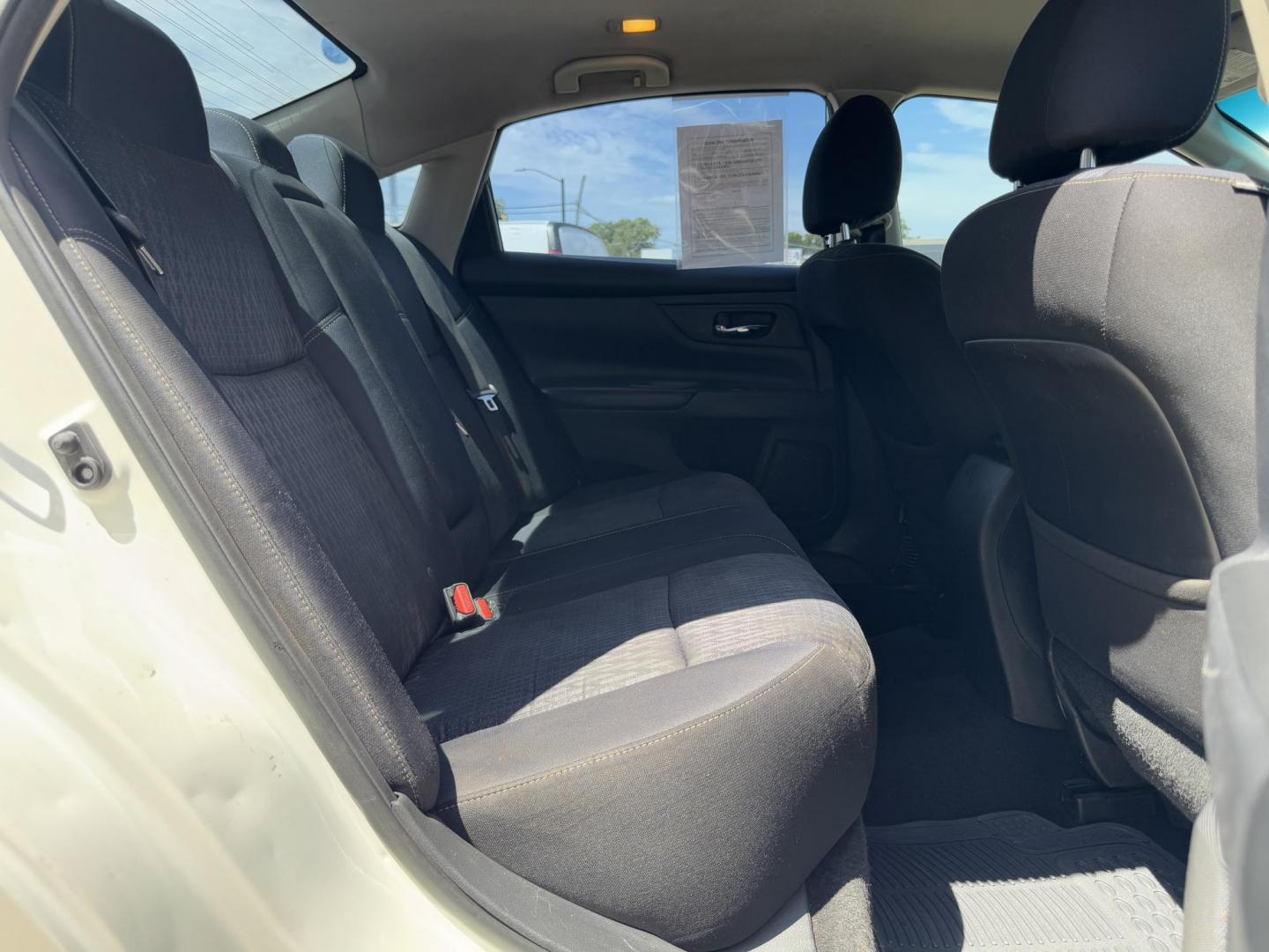 2017 WHITE /Gray NISSAN ALTIMA 2.5 S 4dr Sedan (1N4AL3AP2HN) with an 2.5L I4 engine, CVT transmission, located at 5900 E. Lancaster Ave., Fort Worth, TX, 76112, (817) 457-5456, 0.000000, 0.000000 - This is a 2017 Nissan Altima 2.5 S 4dr Sedan that is in excellent condition. There are no dents or scratches. The interior is clean with no rips or tears or stains. All power windows, door locks and seats. Ice cold AC for those hot Texas summer days. It is equipped with a CD player, AM/FM radio, AUX - Photo#13