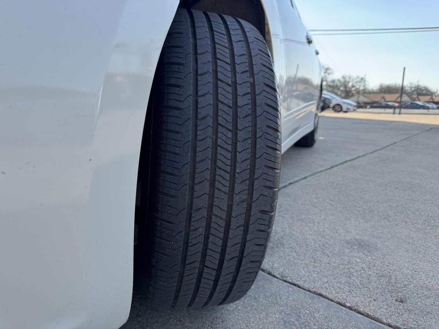 2017 WHITE /Gray NISSAN ALTIMA 2.5 S 4dr Sedan (1N4AL3AP2HN) with an 2.5L I4 engine, CVT transmission, located at 5900 E. Lancaster Ave., Fort Worth, TX, 76112, (817) 457-5456, 0.000000, 0.000000 - This is a 2017 Nissan Altima 2.5 S 4dr Sedan that is in excellent condition. There are no dents or scratches. The interior is clean with no rips or tears or stains. All power windows, door locks and seats. Ice cold AC for those hot Texas summer days. It is equipped with a CD player, AM/FM radio, AUX - Photo#20