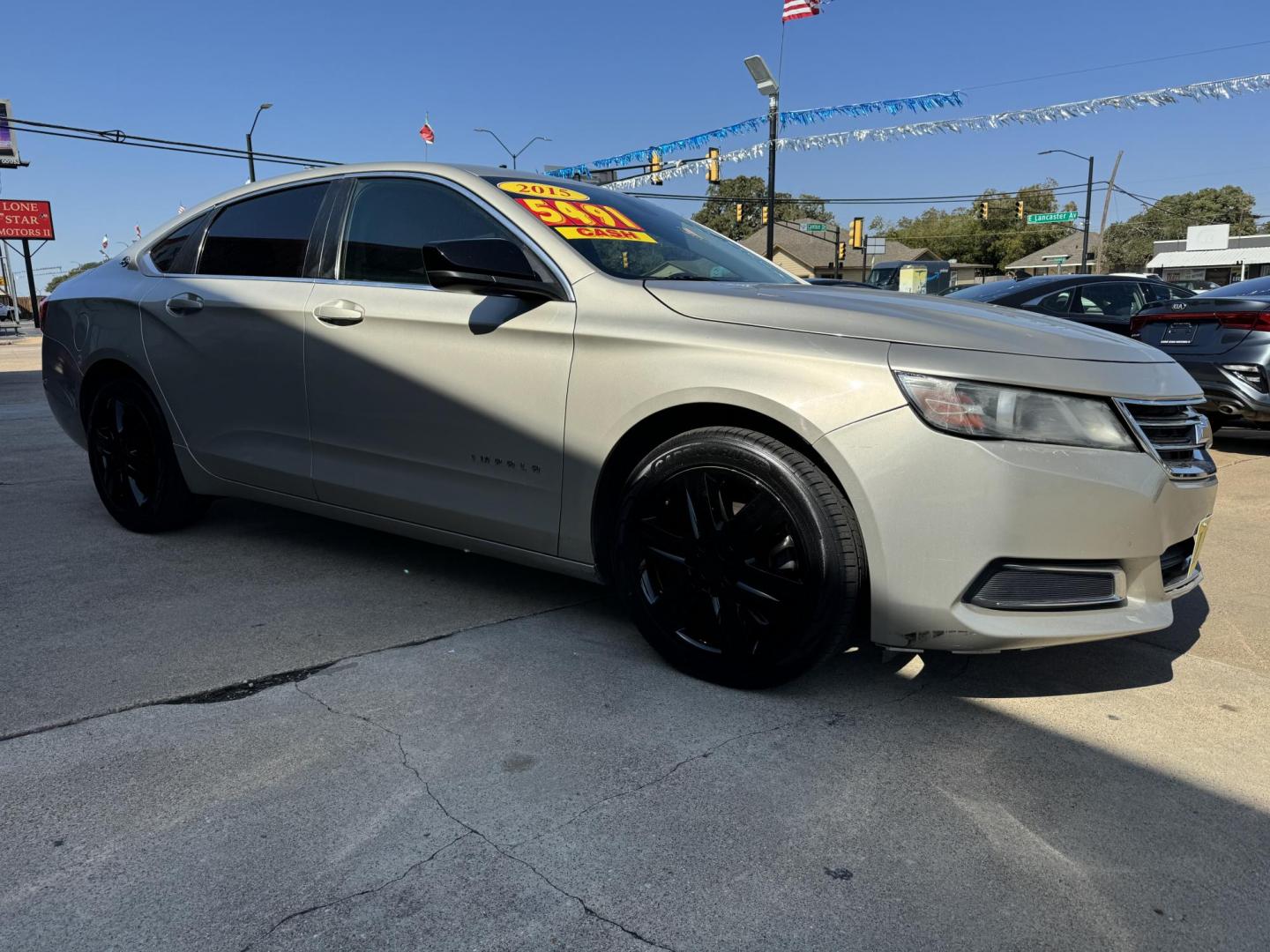 2015 GOLD /Gray CHEVROLET IMPALA LS Fleet 4dr Sedan (2G11X5SL7F9) with an 2.5L I4 engine, Automatic 6-Speed transmission, located at 5900 E. Lancaster Ave., Fort Worth, TX, 76112, (817) 457-5456, 0.000000, 0.000000 - This is a 2015 Chevrolet Impala LS Fleet 4dr Sedan that is in excellent condition. There are no dents or scratches. The interior is clean with no rips or tears or stains. All power windows, door locks and seats. Ice cold AC for those hot Texas summer days. It is equipped with a CD player, AM/FM radi - Photo#3