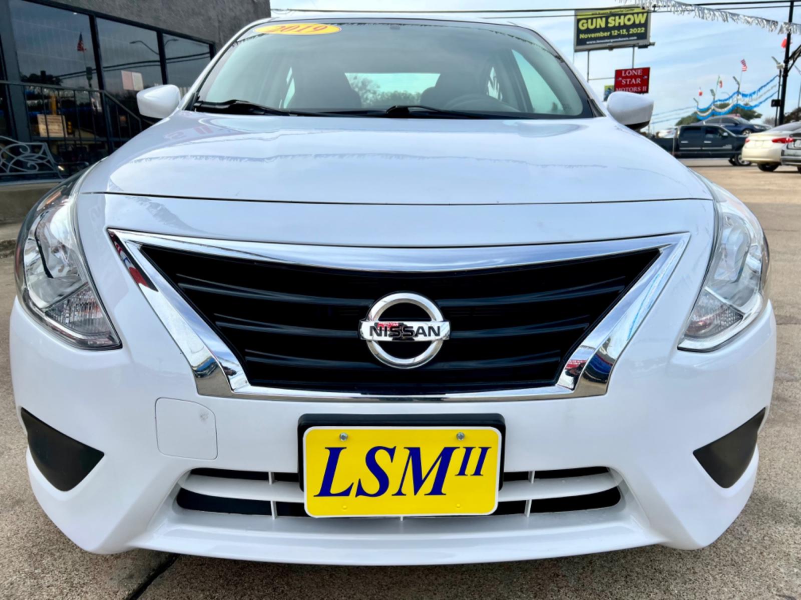 2019 WHITE /Gray NISSAN VERSA S 4dr Sedan (3N1CN7AP3KL) with an 1.6L I4 engine, Automatic 5-Speed transmission, located at 5900 E. Lancaster Ave., Fort Worth, TX, 76112, (817) 457-5456, 0.000000, 0.000000 - This is a 2019 Nissan Versa S 4dr Sedan that is in excellent condition. There are no dents or scratches. The interior is clean with no rips or tears or stains. All power windows, door locks and seats. Ice cold AC for those hot Texas summer days. It is equipped with a CD player, AM/FM radio, AUX port - Photo #1