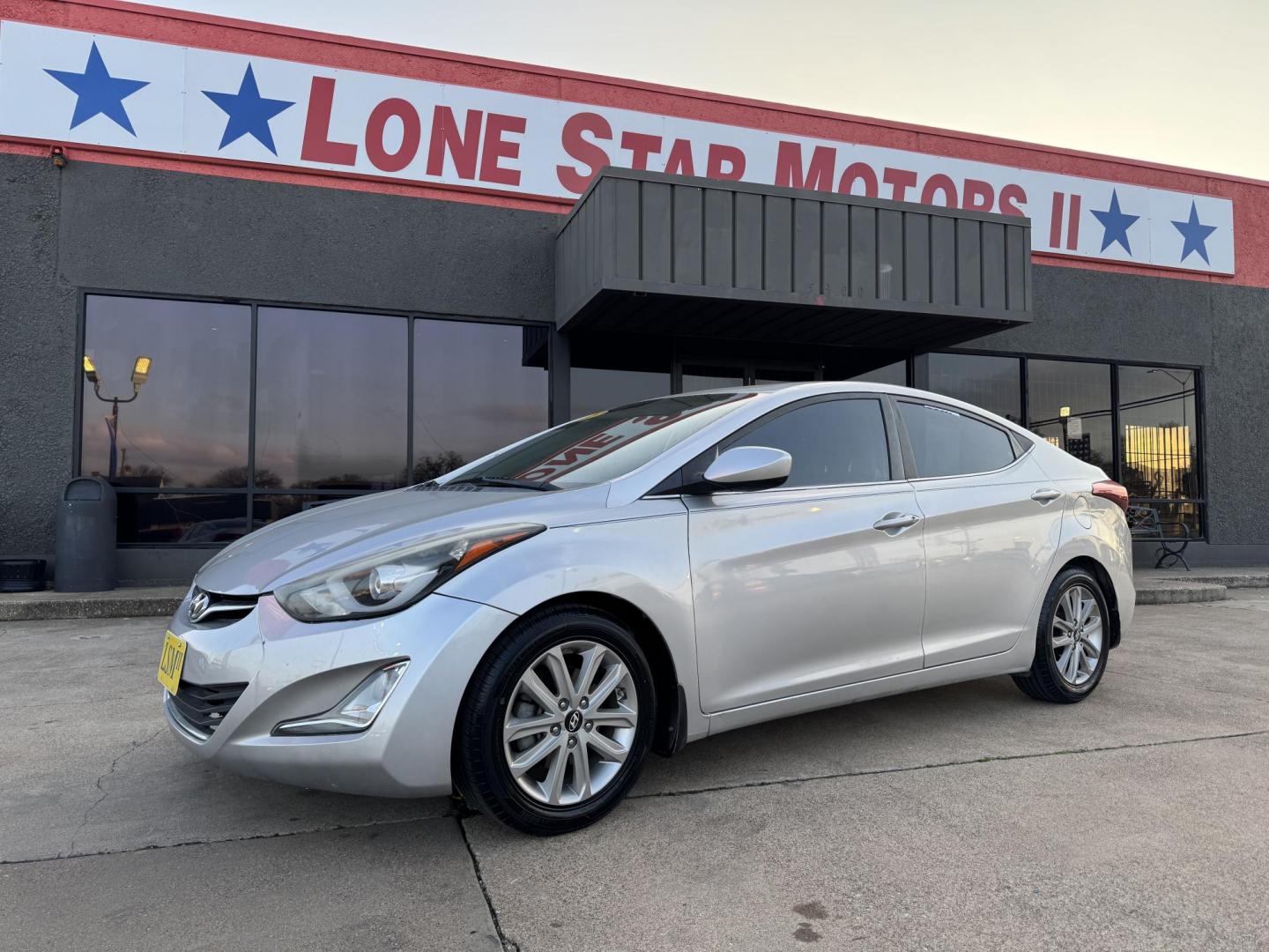 2015 SILVER HYUNDAI ELANTRA (5NPDH4AE6FH) , located at 5900 E. Lancaster Ave., Fort Worth, TX, 76112, (817) 457-5456, 0.000000, 0.000000 - Photo#1