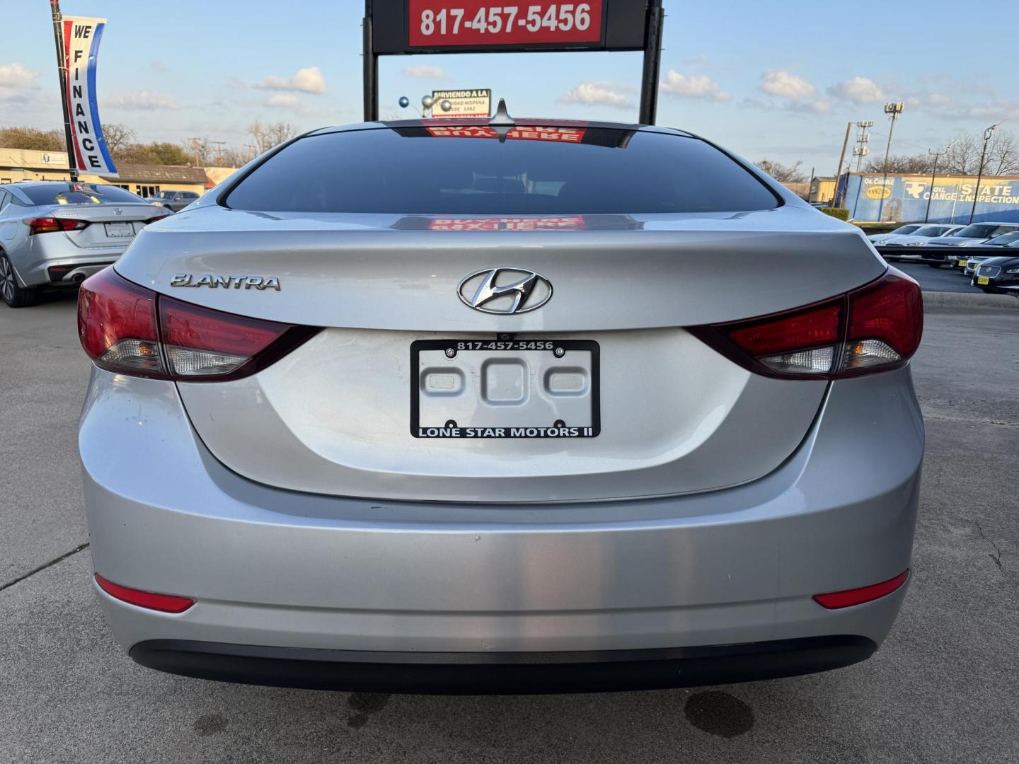 2015 SILVER HYUNDAI ELANTRA (5NPDH4AE6FH) , located at 5900 E. Lancaster Ave., Fort Worth, TX, 76112, (817) 457-5456, 0.000000, 0.000000 - Photo#5