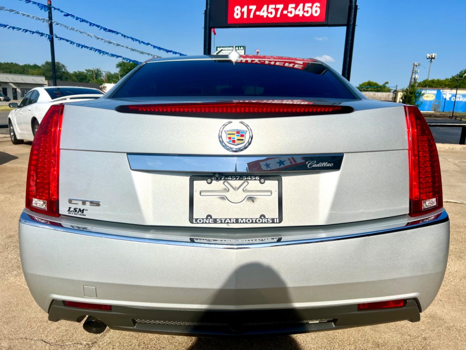 2013 SILVER CADILLAC CTS LUXURY (1G6DE5E59D0) , located at 5900 E. Lancaster Ave., Fort Worth, TX, 76112, (817) 457-5456, 0.000000, 0.000000 - This is a 2013 CADILLAC CTS LUXURY 4 DR SEDAN that is in excellent condition. The interior is clean with no rips or tears or stains. All power windows, door locks and seats. Ice cold AC for those hot Texas summer days. It is equipped with a CD player, AM/FM radio, AUX port, Bluetooth connectivity an - Photo #5