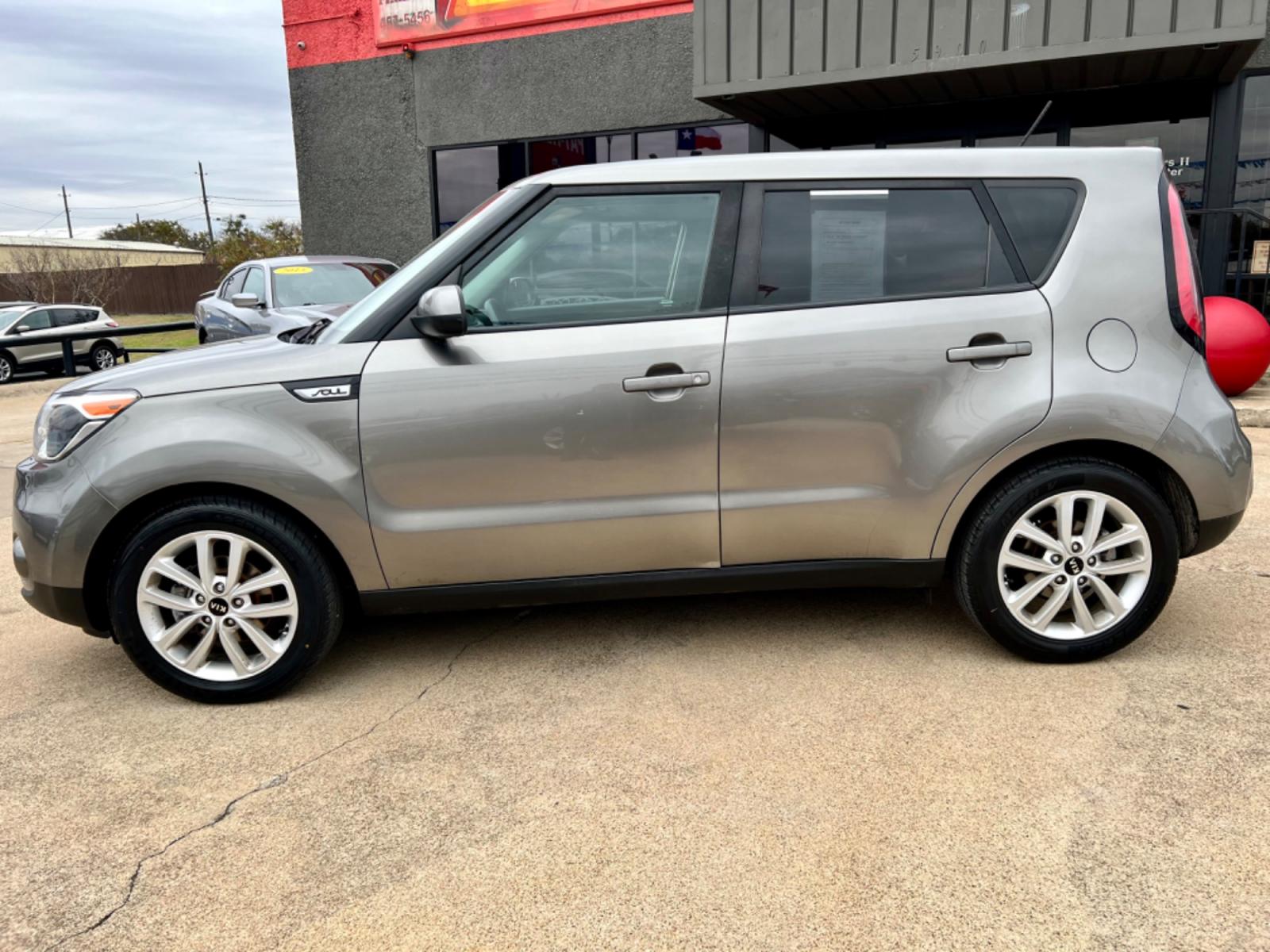 2018 GRAY /Gray KIA SOUL + 4dr Crossover (KNDJP3A58J7) with an 2.0L I4 engine, Automatic 6-Speed transmission, located at 5900 E. Lancaster Ave., Fort Worth, TX, 76112, (817) 457-5456, 0.000000, 0.000000 - This is a 2018 Kia Soul + 4dr Crossover that is in excellent condition. There are no dents or scratches. The interior is clean with no rips or tears or stains. All power windows, door locks and seats. Ice cold AC for those hot Texas summer days. It is equipped with a CD player, AM/FM radio, AUX port - Photo #2