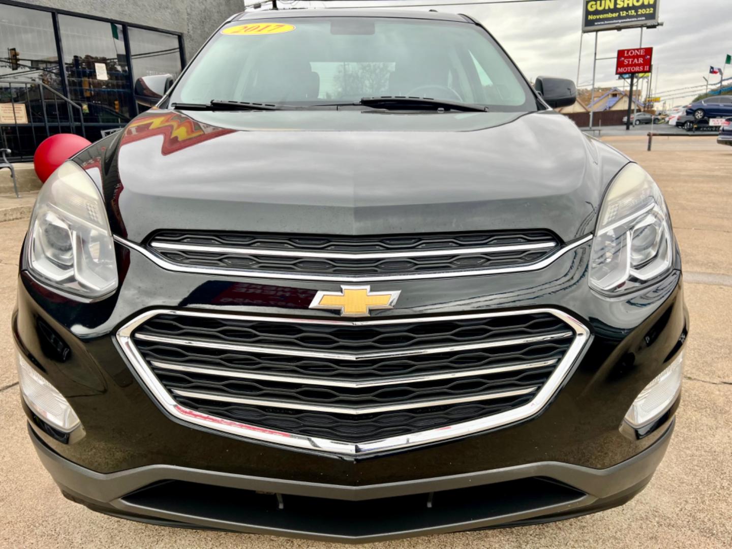 2017 BLACK /Gray CHEVROLET EQUINOX LT 4dr SUV w/1LT (2GNALCEK0H6) with an 2.4L I4 engine, Automatic 6-Speed transmission, located at 5900 E. Lancaster Ave., Fort Worth, TX, 76112, (817) 457-5456, 0.000000, 0.000000 - This is a 2017 Chevrolet Equinox LT 4dr SUV w/1LT that is in excellent condition. There are no dents or scratches. The interior is clean with no rips or tears or stains. All power windows, door locks and seats. Ice cold AC for those hot Texas summer days. It is equipped with a CD player, AM/FM radio - Photo#1