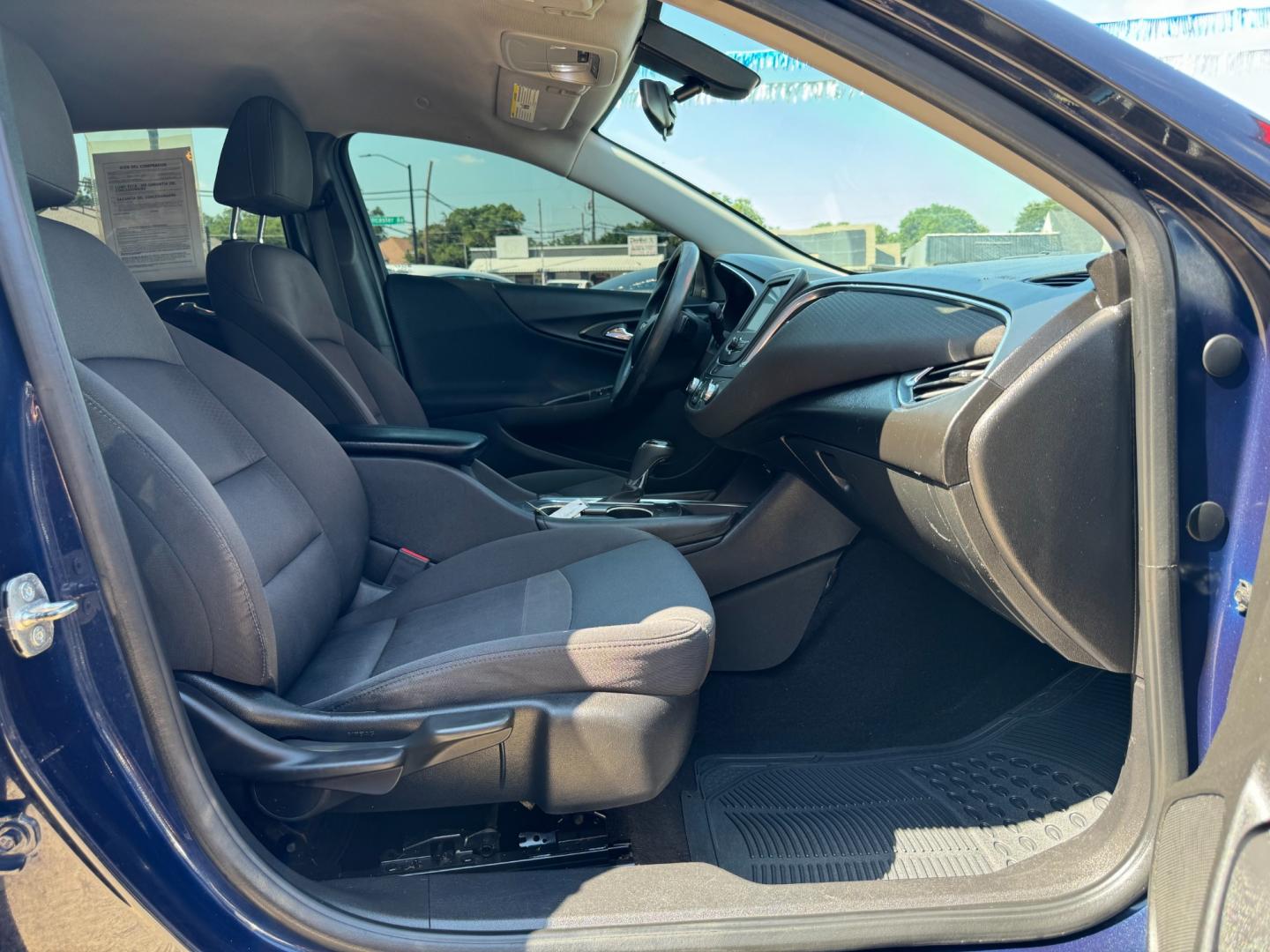 2018 BLUE /Gray CHEVROLET MALIBU LT 4dr Sedan (1G1ZD5ST5JF) with an 1.5L I4 Turbocharger engine, Automatic 6-Speed transmission, located at 5900 E. Lancaster Ave., Fort Worth, TX, 76112, (817) 457-5456, 0.000000, 0.000000 - This is a 2018 Chevrolet Malibu LT 4dr Sedan that is in excellent condition. There are no dents or scratches. The interior is clean with no rips or tears or stains. All power windows, door locks and seats. Ice cold AC for those hot Texas summer days. It is equipped with a CD player, AM/FM radio, AUX - Photo#15