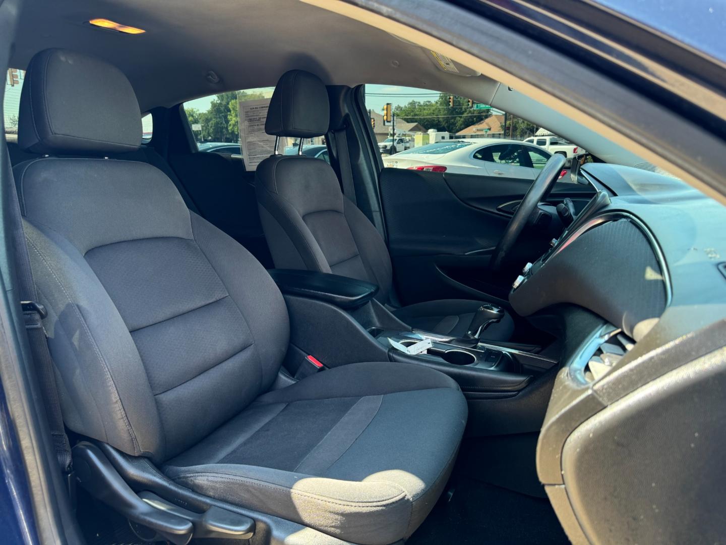 2018 BLUE /Gray CHEVROLET MALIBU LT 4dr Sedan (1G1ZD5ST5JF) with an 1.5L I4 Turbocharger engine, Automatic 6-Speed transmission, located at 5900 E. Lancaster Ave., Fort Worth, TX, 76112, (817) 457-5456, 0.000000, 0.000000 - This is a 2018 Chevrolet Malibu LT 4dr Sedan that is in excellent condition. There are no dents or scratches. The interior is clean with no rips or tears or stains. All power windows, door locks and seats. Ice cold AC for those hot Texas summer days. It is equipped with a CD player, AM/FM radio, AUX - Photo#16