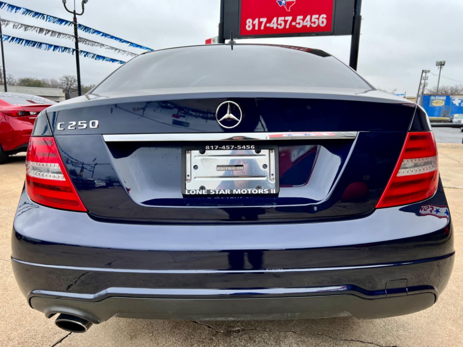 2013 BLUE /Beige MERCEDES-BENZ C-CLASS C250 C 250 Sport 4dr Sedan (WDDGF4HB7DA) with an 1.8L I4 Turbocharger engine, Automatic 7-Speed transmission, located at 5900 E. Lancaster Ave., Fort Worth, TX, 76112, (817) 457-5456, 0.000000, 0.000000 - This is a 2013 Mercedes-Benz C 250 Sport 4dr Sedan that is in excellent condition. There are no dents or scratches. The interior is clean with no rips or tears or stains. All power windows, door locks and seats. Ice cold AC for those hot Texas summer days. It is equipped with a CD player, AM/FM radi - Photo #4