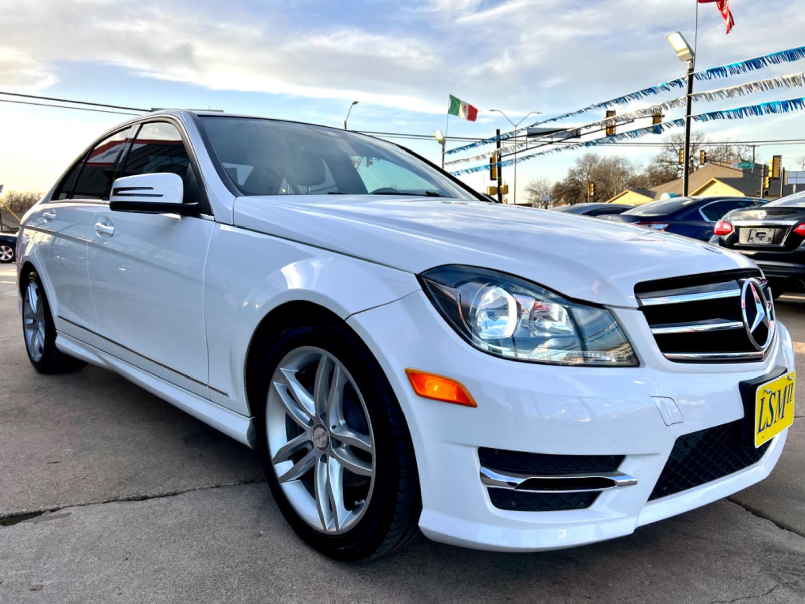 2014 WHITE MERCEDES-BENZ C-CLASS (WDDGF4HB5EA) , located at 5900 E. Lancaster Ave., Fort Worth, TX, 76112, (817) 457-5456, 0.000000, 0.000000 - Photo #7
