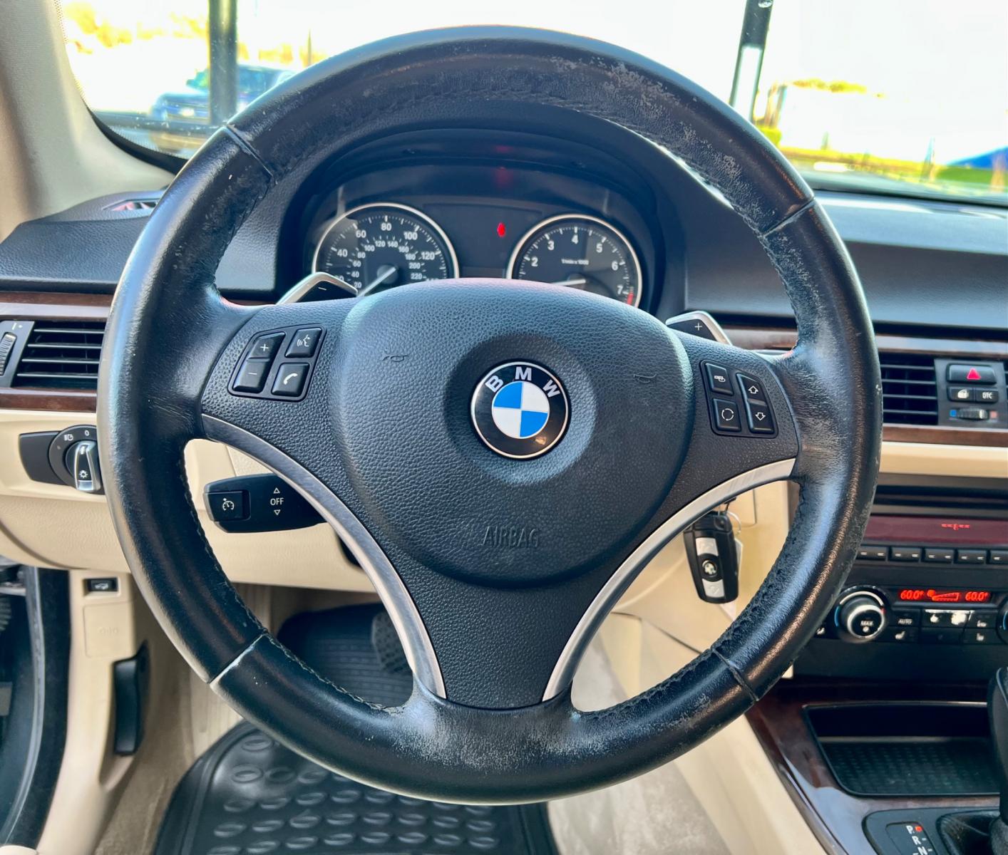 2011 BLACK BMW 3 SERIES (WBAKE3C5XBE) , located at 5900 E. Lancaster Ave., Fort Worth, TX, 76112, (817) 457-5456, 0.000000, 0.000000 - Photo #18