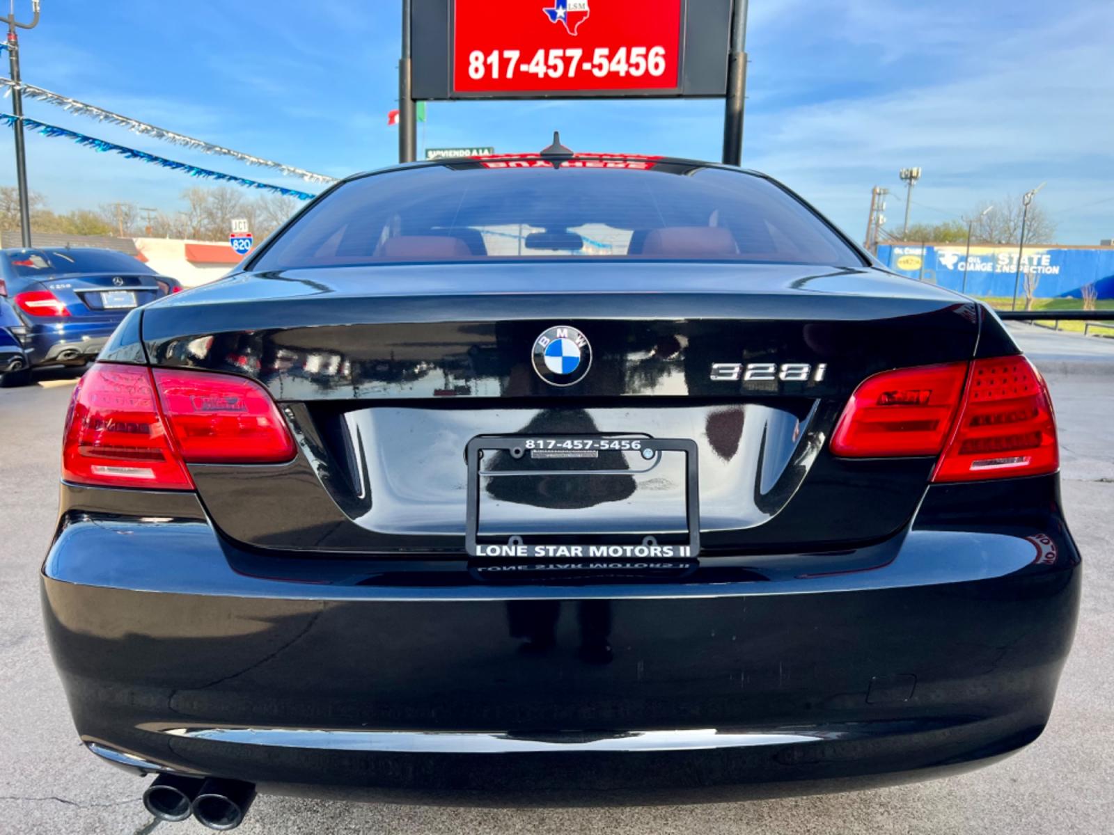 2011 BLACK BMW 3 SERIES (WBAKE3C5XBE) , located at 5900 E. Lancaster Ave., Fort Worth, TX, 76112, (817) 457-5456, 0.000000, 0.000000 - Photo #4