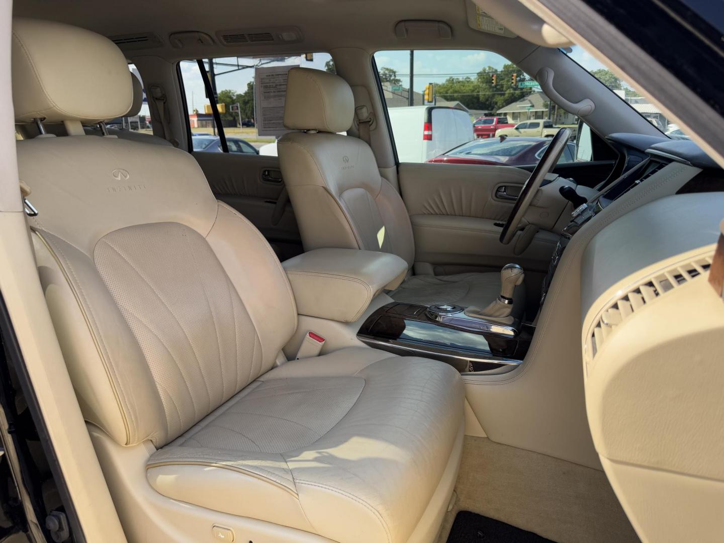 2011 BLACK INFINITI QX56 (JN8AZ2NFXB9) , located at 5900 E. Lancaster Ave., Fort Worth, TX, 76112, (817) 457-5456, 0.000000, 0.000000 - Photo#18