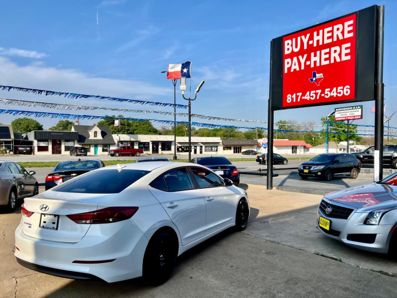 2017 WHITE HYUNDAI ELANTRA (5NPD74LF7HH) , located at 5900 E. Lancaster Ave., Fort Worth, TX, 76112, (817) 457-5456, 0.000000, 0.000000 - This is a 2017 HYUNDAI ELANTRA 4 DOOR SEDAN that is in excellent condition. There are no dents or scratches. The interior is clean with no rips or tears or stains. All power windows, door locks and seats. Ice cold AC for those hot Texas summer days. It is equipped with a CD player, AM/FM radio, AUX - Photo #5