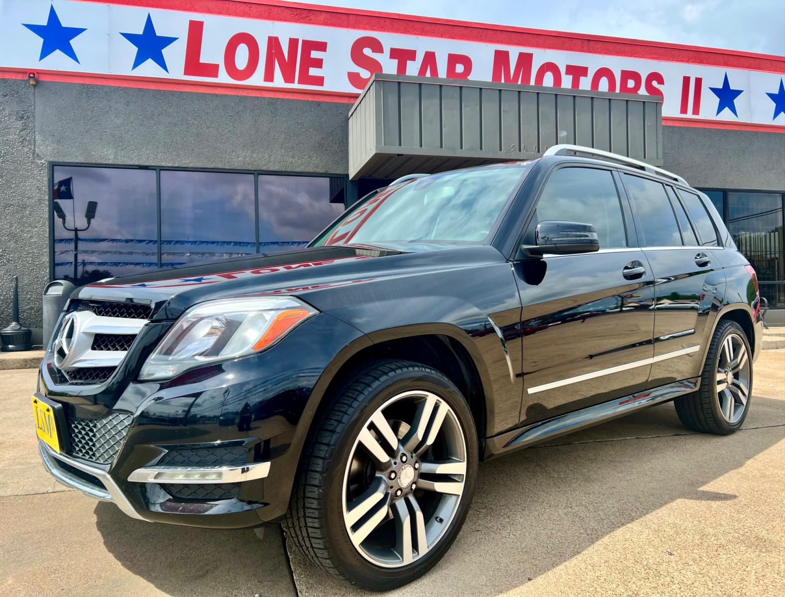 2013 BLACK MERCEDES-BENZ GLK-CLASS (WDCGG5HB1DG) , located at 5900 E. Lancaster Ave., Fort Worth, TX, 76112, (817) 457-5456, 0.000000, 0.000000 - Photo #1