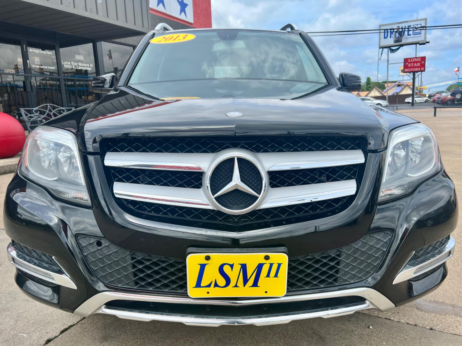2013 BLACK MERCEDES-BENZ GLK-CLASS (WDCGG5HB1DG) , located at 5900 E. Lancaster Ave., Fort Worth, TX, 76112, (817) 457-5456, 0.000000, 0.000000 - Photo #2