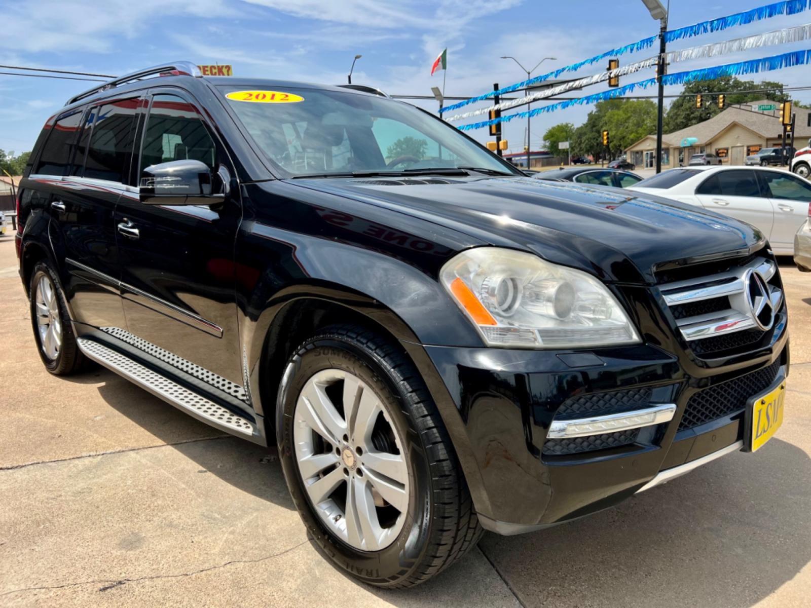 2012 BLACK MERCEDES-BENZ GL-CLASS (4JGBF7BE0CA) , located at 5900 E. Lancaster Ave., Fort Worth, TX, 76112, (817) 457-5456, 0.000000, 0.000000 - This is a 2012 MERCEDES-BENZ GL-CLASS 4 DOOR SUV that is in excellent condition. There are no dents or scratches. The interior is clean with no rips or tears or stains. All power windows, door locks and seats. Ice cold AC for those hot Texas summer days. It is equipped with a CD player, AM/FM radio, - Photo #8