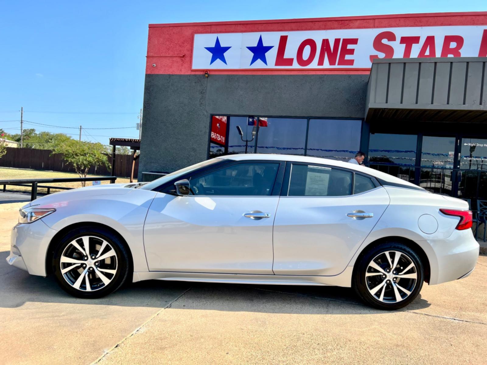 2017 SILVER NISSAN MAXIMA (1N4AA6AP4HC) , located at 5900 E. Lancaster Ave., Fort Worth, TX, 76112, (817) 457-5456, 0.000000, 0.000000 - This is a 2017 NISSAN MAXIMA 4 DOOR SEDAN that is in excellent condition. There are no dents or scratches. The interior is clean with no rips or tears or stains. All power windows, door locks and seats. Ice cold AC for those hot Texas summer days. It is equipped with a CD player, AM/FM radio, AUX po - Photo #3
