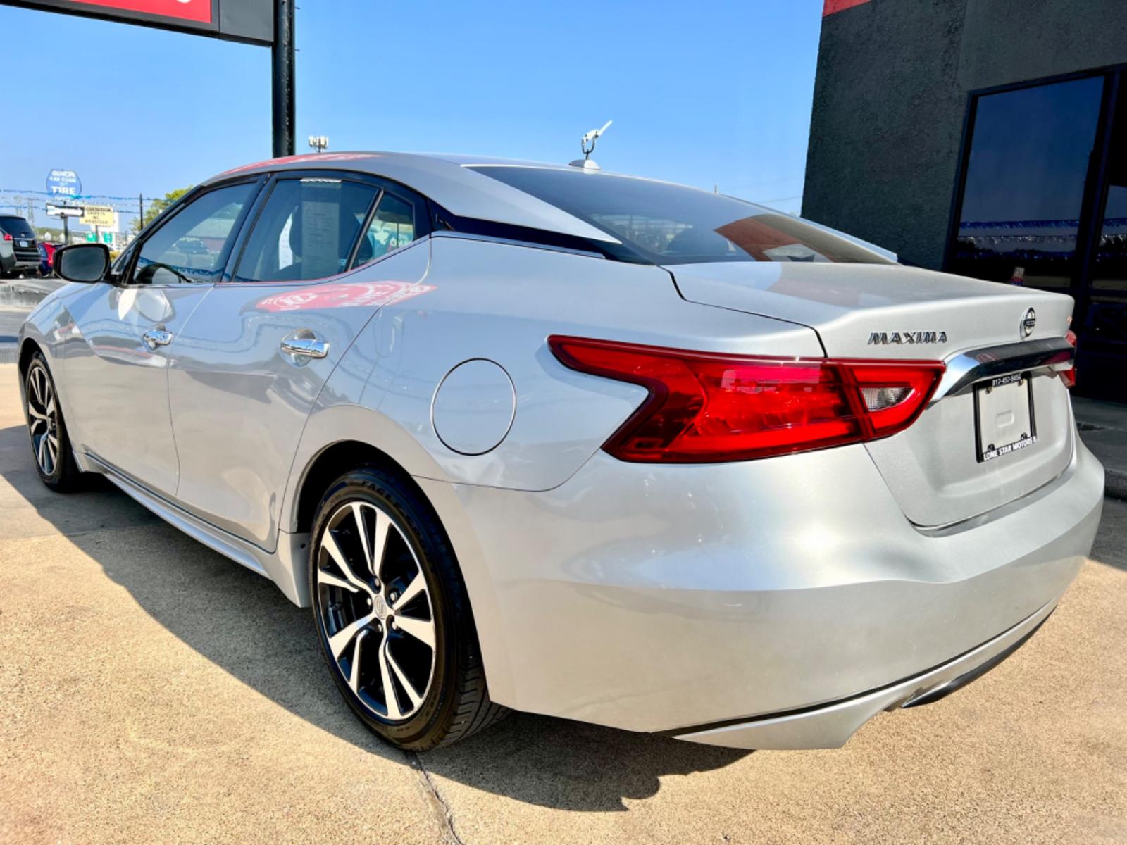 2017 SILVER NISSAN MAXIMA (1N4AA6AP4HC) , located at 5900 E. Lancaster Ave., Fort Worth, TX, 76112, (817) 457-5456, 0.000000, 0.000000 - This is a 2017 NISSAN MAXIMA 4 DOOR SEDAN that is in excellent condition. There are no dents or scratches. The interior is clean with no rips or tears or stains. All power windows, door locks and seats. Ice cold AC for those hot Texas summer days. It is equipped with a CD player, AM/FM radio, AUX po - Photo #4