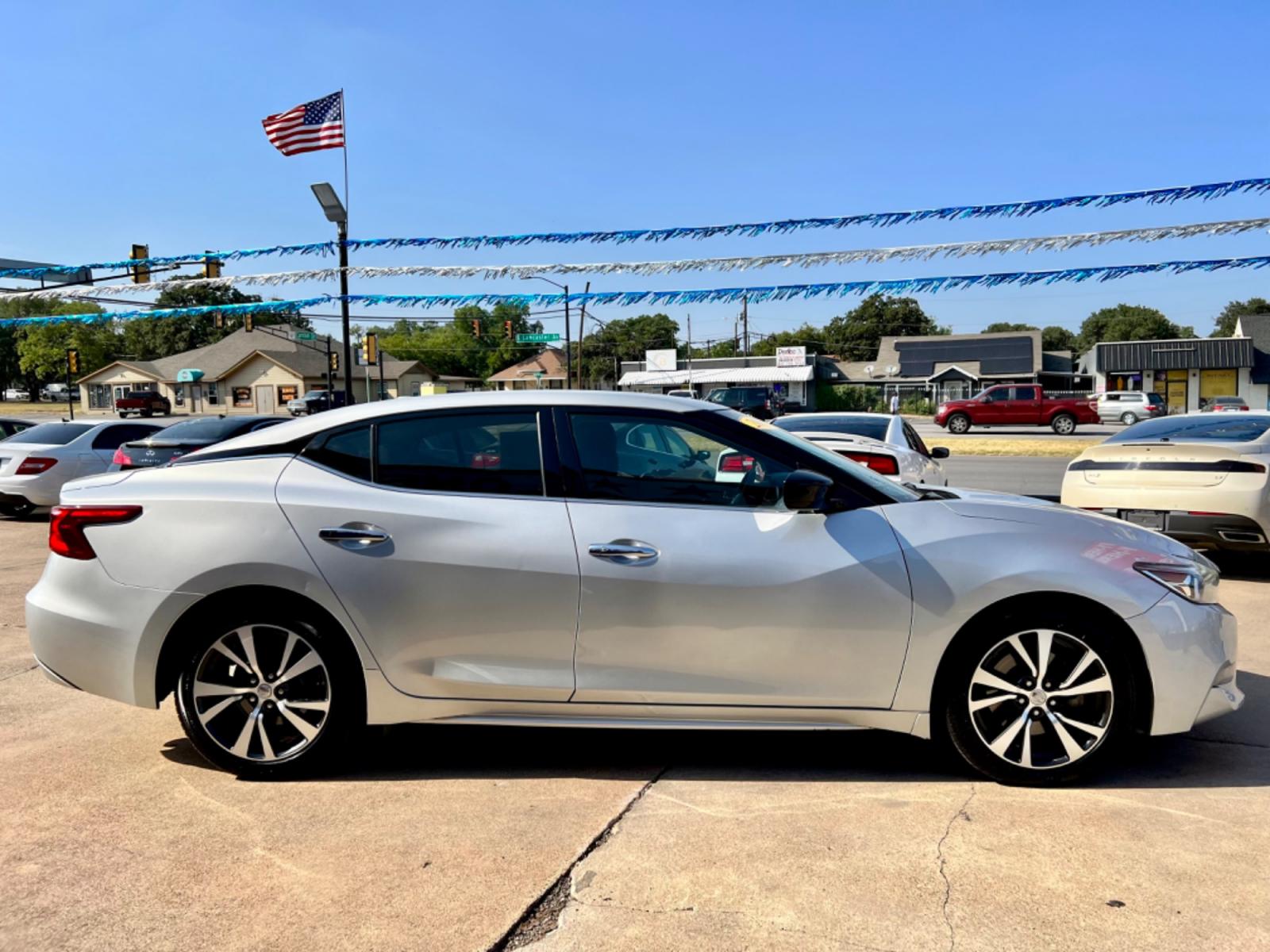2017 SILVER NISSAN MAXIMA (1N4AA6AP4HC) , located at 5900 E. Lancaster Ave., Fort Worth, TX, 76112, (817) 457-5456, 0.000000, 0.000000 - This is a 2017 NISSAN MAXIMA 4 DOOR SEDAN that is in excellent condition. There are no dents or scratches. The interior is clean with no rips or tears or stains. All power windows, door locks and seats. Ice cold AC for those hot Texas summer days. It is equipped with a CD player, AM/FM radio, AUX po - Photo #7