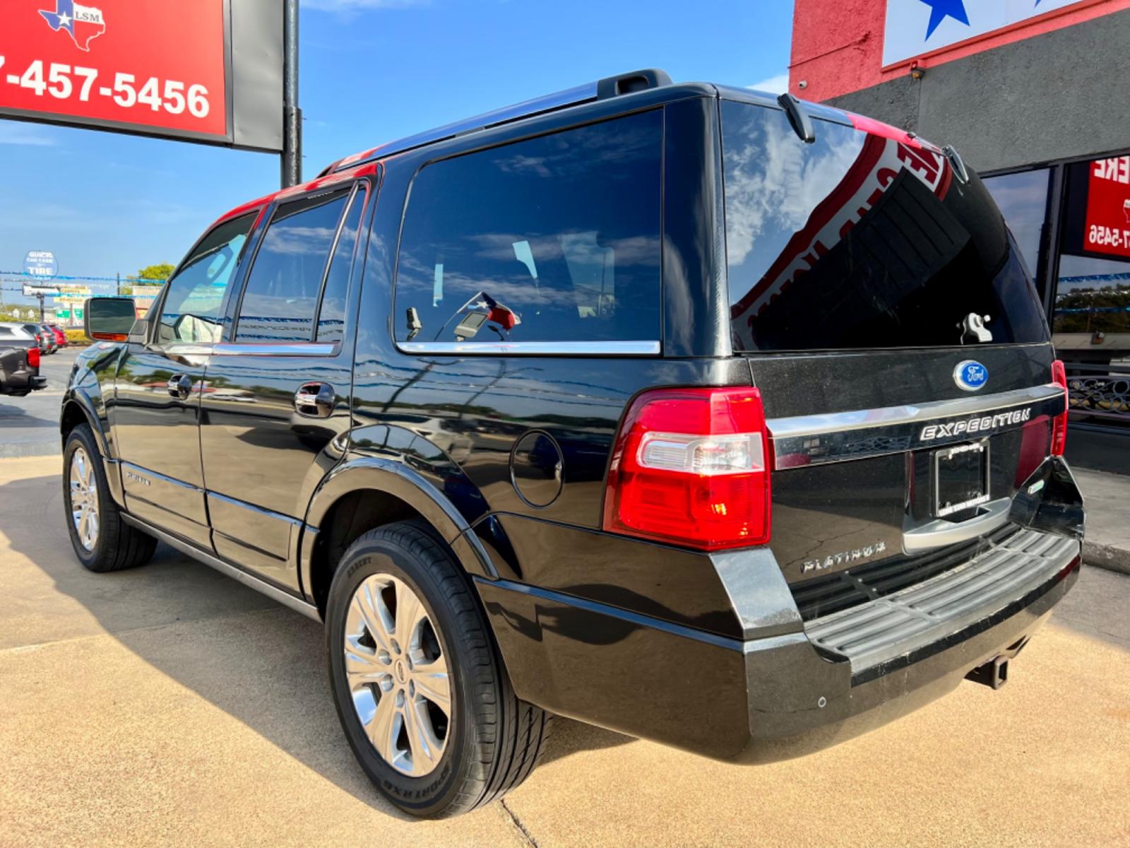 2015 BLACK FORD EXPEDITION (1FMJU1LTXFE) , located at 5900 E. Lancaster Ave., Fort Worth, TX, 76112, (817) 457-5456, 0.000000, 0.000000 - This is a 2015 FORD EXPEDITION 4 DOOR SUV that is in excellent condition. There are no dents or scratches. The interior is clean with no rips or tears or stains. All power windows, door locks and seats. Ice cold AC for those hot Texas summer days. It is equipped with a CD player, AM/FM radio, AUX po - Photo #4