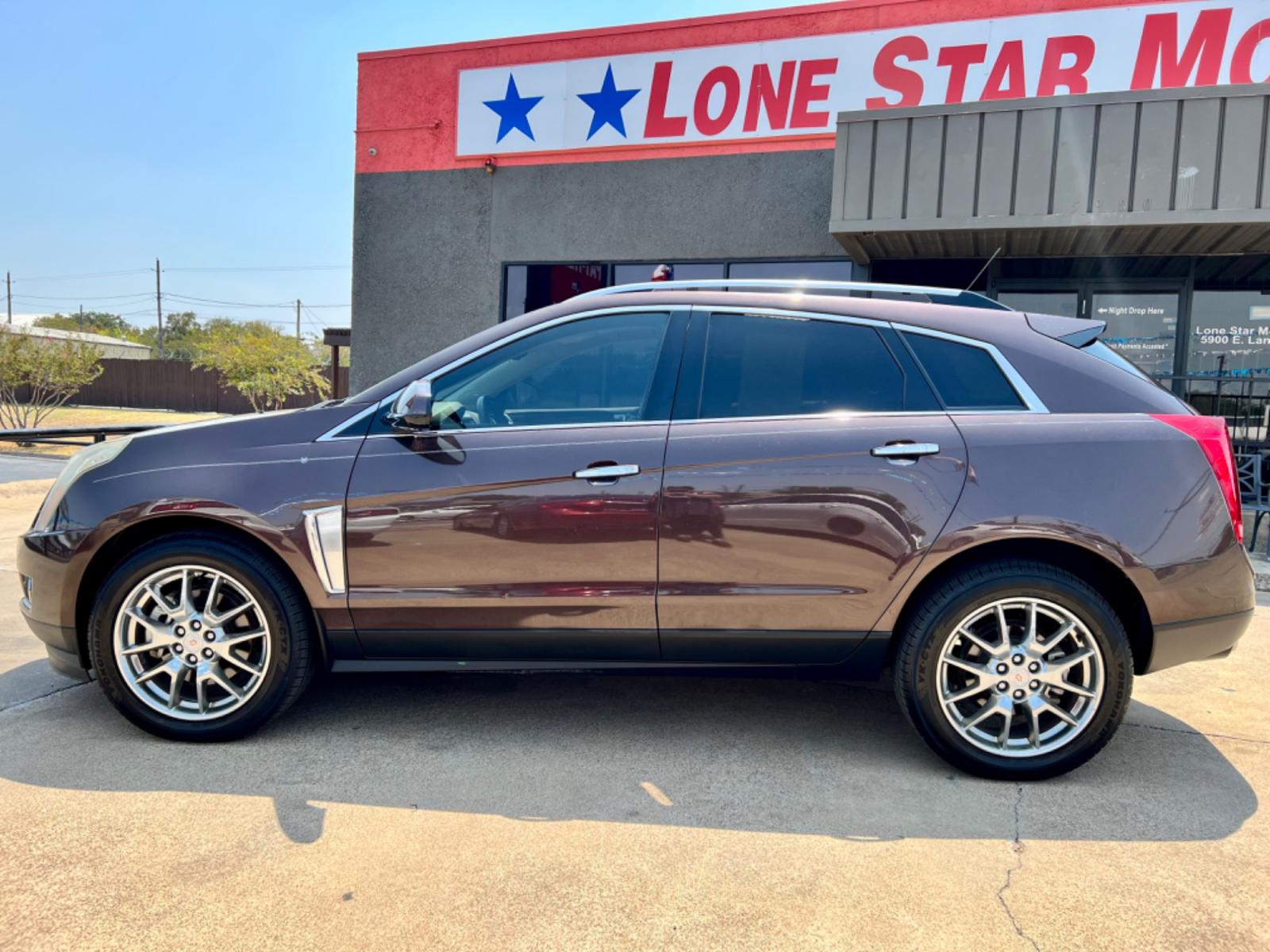 2015 BROWN CADILLAC SRX (3GYFNDE30FS) , located at 5900 E. Lancaster Ave., Fort Worth, TX, 76112, (817) 457-5456, 0.000000, 0.000000 - This is a 2015 CADILLAC SRX 4 DOOR SUV that is in excellent condition. There are no dents or scratches. The interior is clean with no rips or tears or stains. All power windows, door locks and seats. Ice cold AC for those hot Texas summer days. It is equipped with a CD player, AM/FM radio, AUX port, - Photo #3