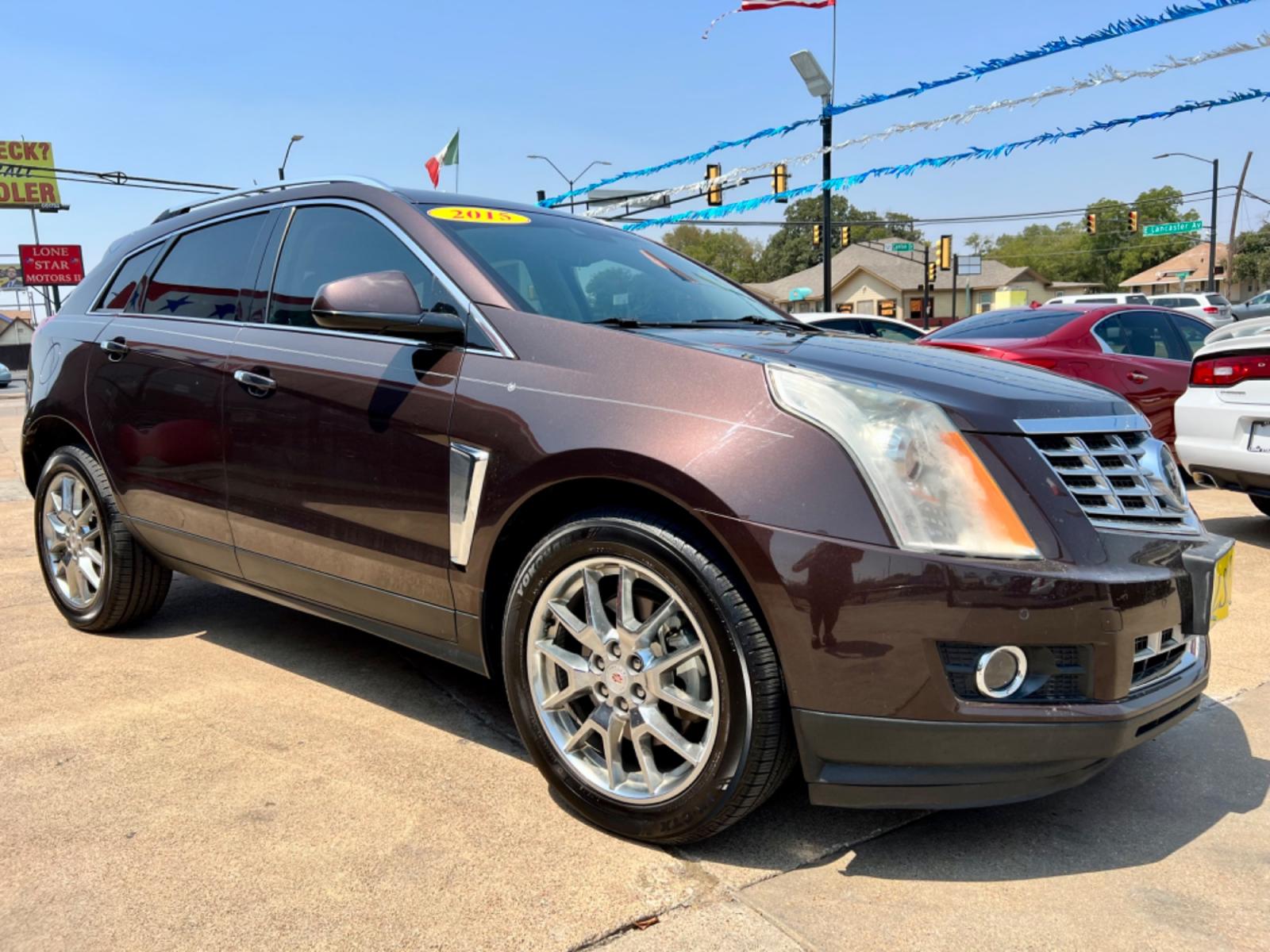 2015 BROWN CADILLAC SRX (3GYFNDE30FS) , located at 5900 E. Lancaster Ave., Fort Worth, TX, 76112, (817) 457-5456, 0.000000, 0.000000 - This is a 2015 CADILLAC SRX 4 DOOR SUV that is in excellent condition. There are no dents or scratches. The interior is clean with no rips or tears or stains. All power windows, door locks and seats. Ice cold AC for those hot Texas summer days. It is equipped with a CD player, AM/FM radio, AUX port, - Photo #8