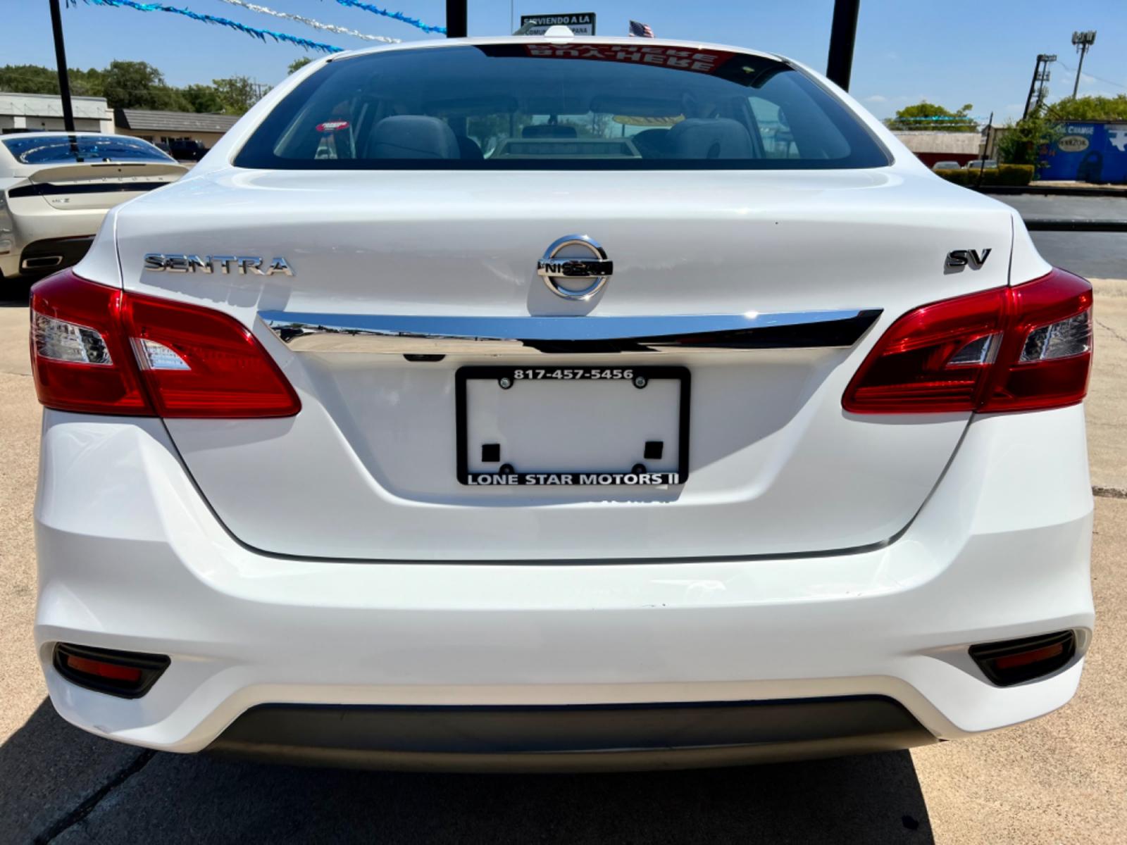 2017 WHITE NISSAN SENTRA (3N1AB7AP2HL) , located at 5900 E. Lancaster Ave., Fort Worth, TX, 76112, (817) 457-5456, 0.000000, 0.000000 - This is a 2017 NISSAN SENTRA 4 DOOR SEDAN that is in excellent condition. There are no dents or scratches. The interior is clean with no rips or tears or stains. All power windows, door locks and seats. Ice cold AC for those hot Texas summer days. It is equipped with a CD player, AM/FM radio, AUX po - Photo #5