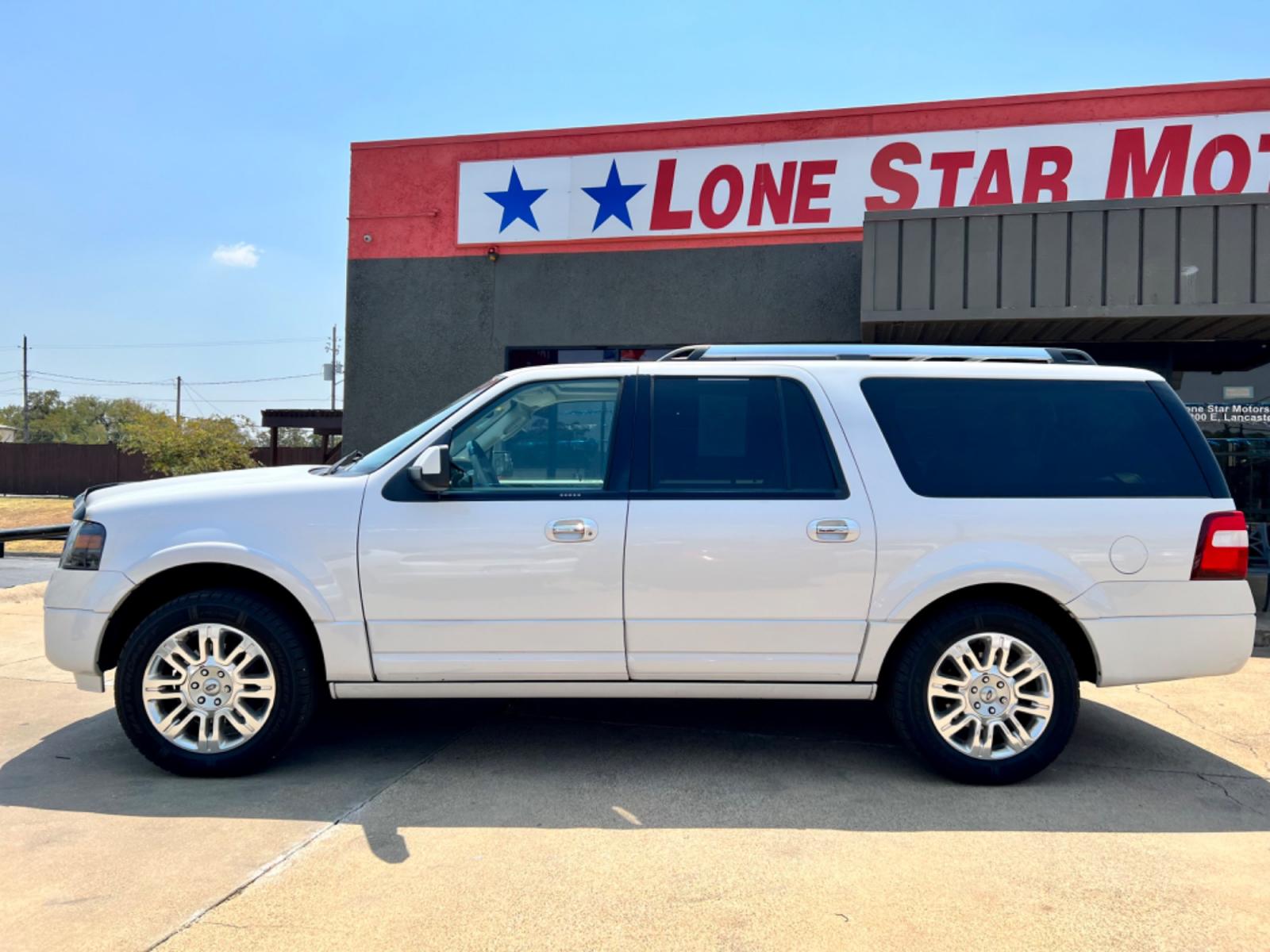 2014 WHITE FORD EXPEDITION EL (1FMJK1K5XEE) , located at 5900 E. Lancaster Ave., Fort Worth, TX, 76112, (817) 457-5456, 0.000000, 0.000000 - This is a 2014 FORD EXPEDITION EL 4 DOOR SUV that is in excellent condition. There are no dents or scratches. The interior is clean with no rips or tears or stains. All power windows, door locks and seats. Ice cold AC for those hot Texas summer days. It is equipped with a CD player, AM/FM radio, AUX - Photo #3