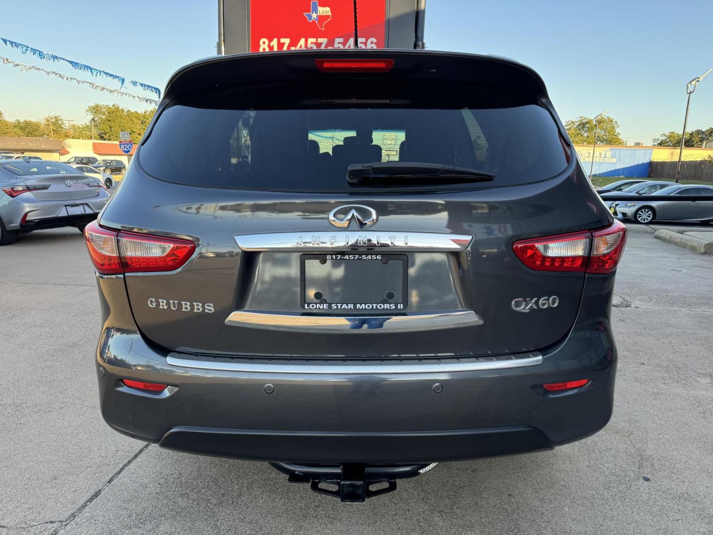 2014 GRAY INFINITI QX60 (5N1AL0MN1EC) , located at 5900 E. Lancaster Ave., Fort Worth, TX, 76112, (817) 457-5456, 0.000000, 0.000000 - This is a 2014 INFINITI QX60 4 DOOR SUV that is in excellent condition. There are no dents or scratches. The interior is clean with no rips or tears or stains. All power windows, door locks and seats. Ice cold AC for those hot Texas summer days. It is equipped with a CD player, AM/FM radio, AUX port - Photo#5