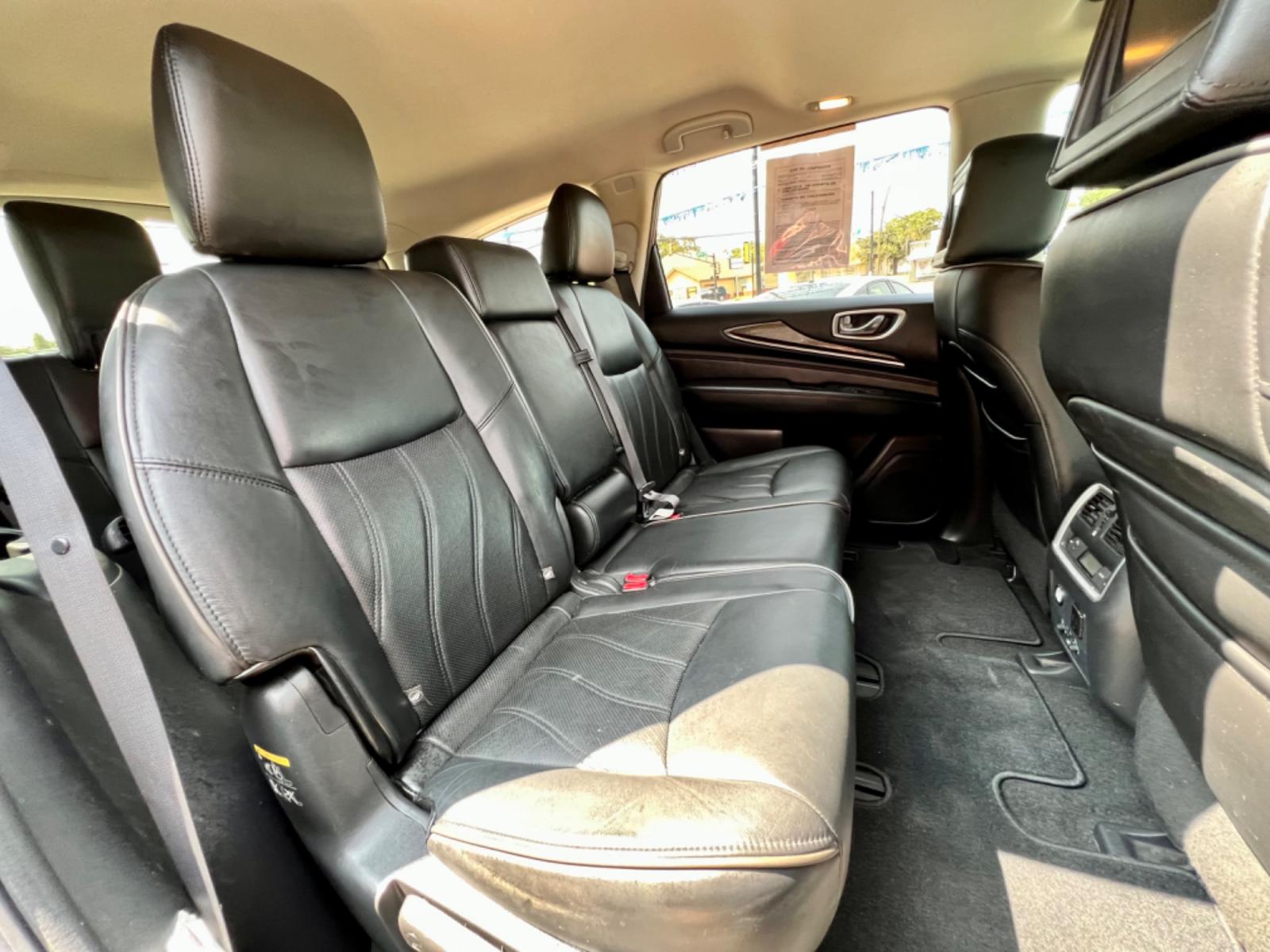 2014 GRAY INFINITI QX60 (5N1AL0MN1EC) , located at 5900 E. Lancaster Ave., Fort Worth, TX, 76112, (817) 457-5456, 0.000000, 0.000000 - This is a 2014 INFINITI QX60 4 DOOR SUV that is in excellent condition. There are no dents or scratches. The interior is clean with no rips or tears or stains. All power windows, door locks and seats. Ice cold AC for those hot Texas summer days. It is equipped with a CD player, AM/FM radio, AUX port - Photo #14